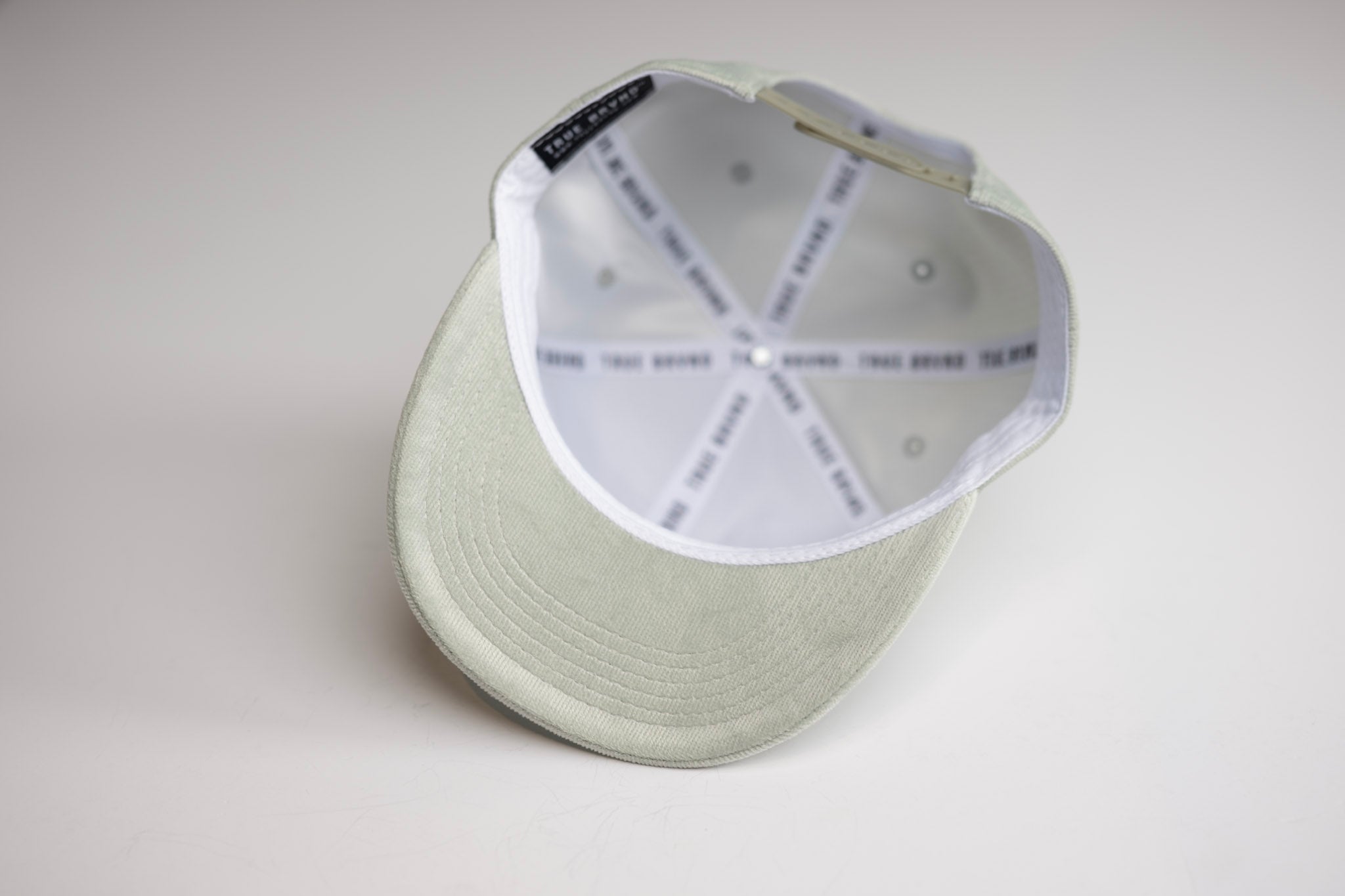 Corduroy 6 panel - MINT