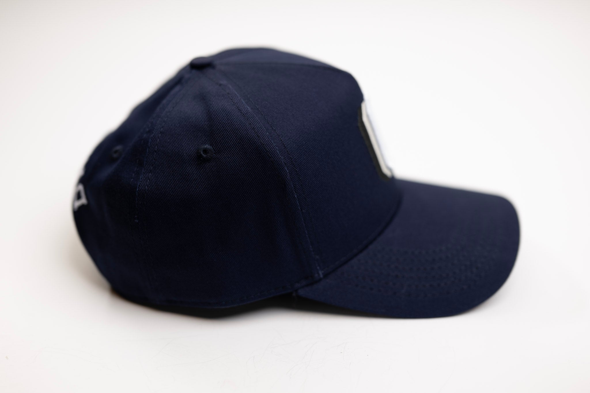 Inline D snapback - NAVY