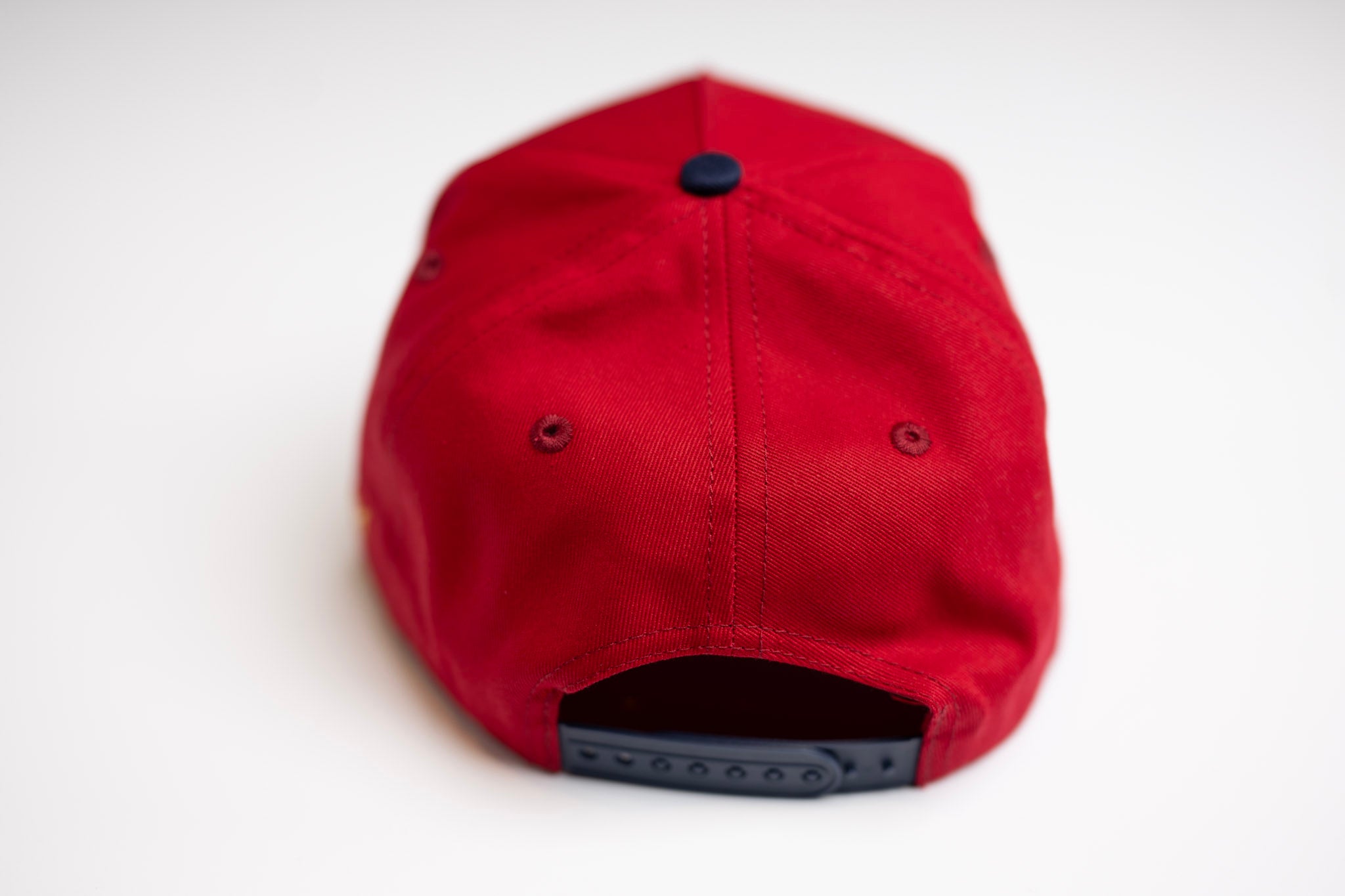 Precurved Dallas snapback - NAVY / RED