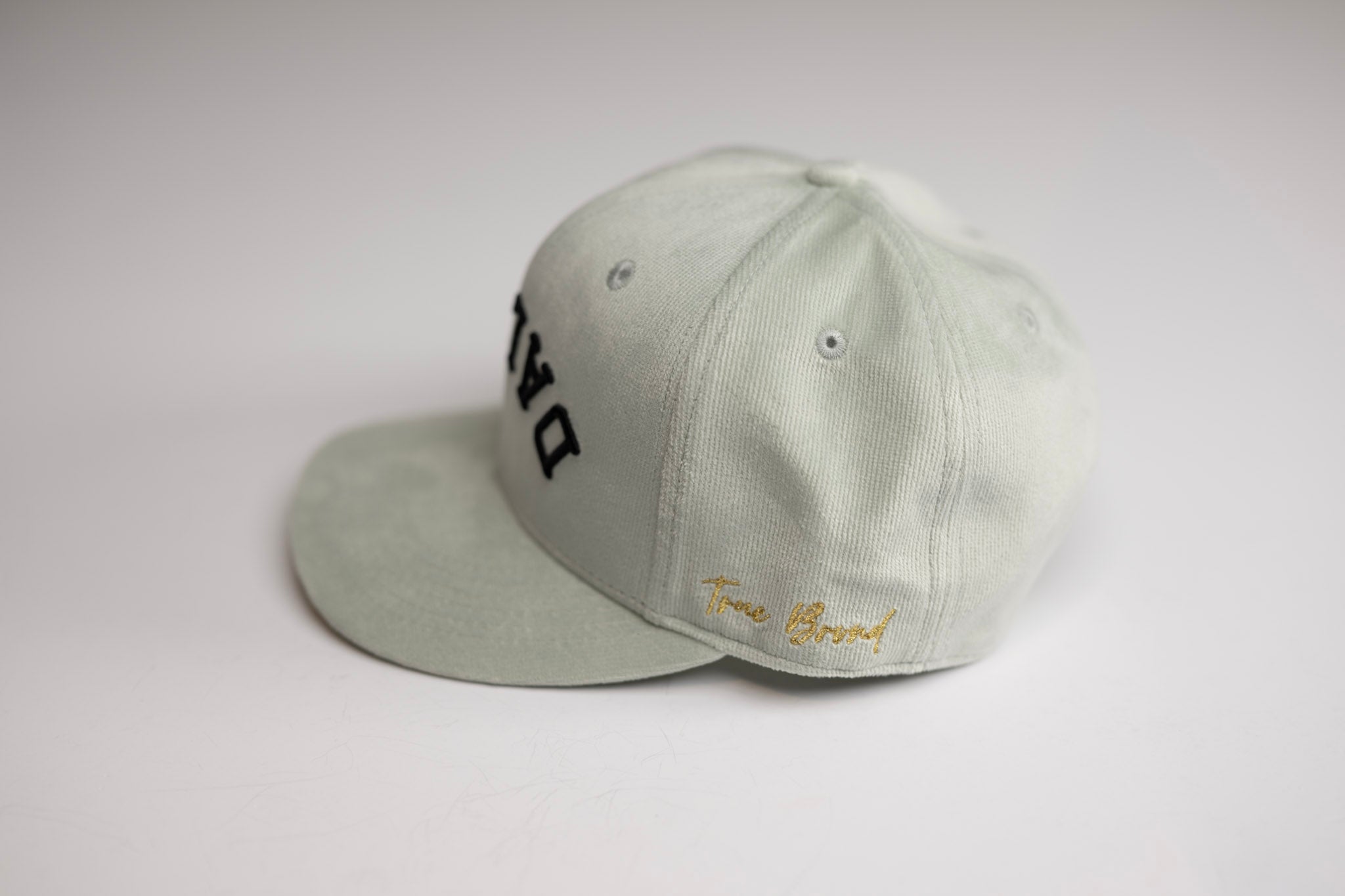 Corduroy 6 panel - MINT