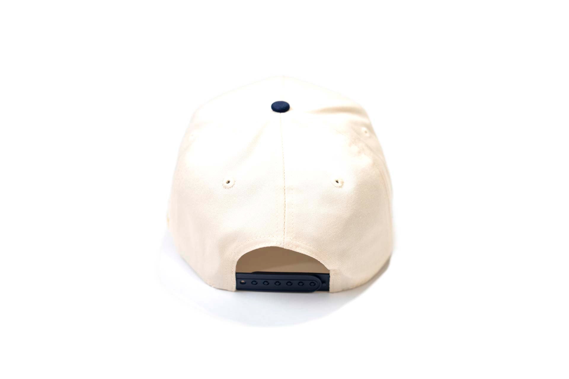 LC - OFFWHITE - NAVY w/ Red outline