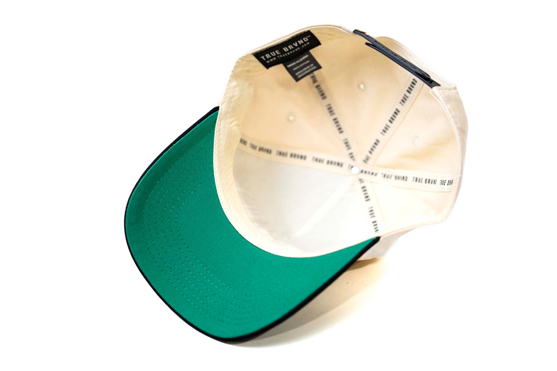 Precurved Howdy snapback - BLACK / OFFWHITE (BIG HOWDY)