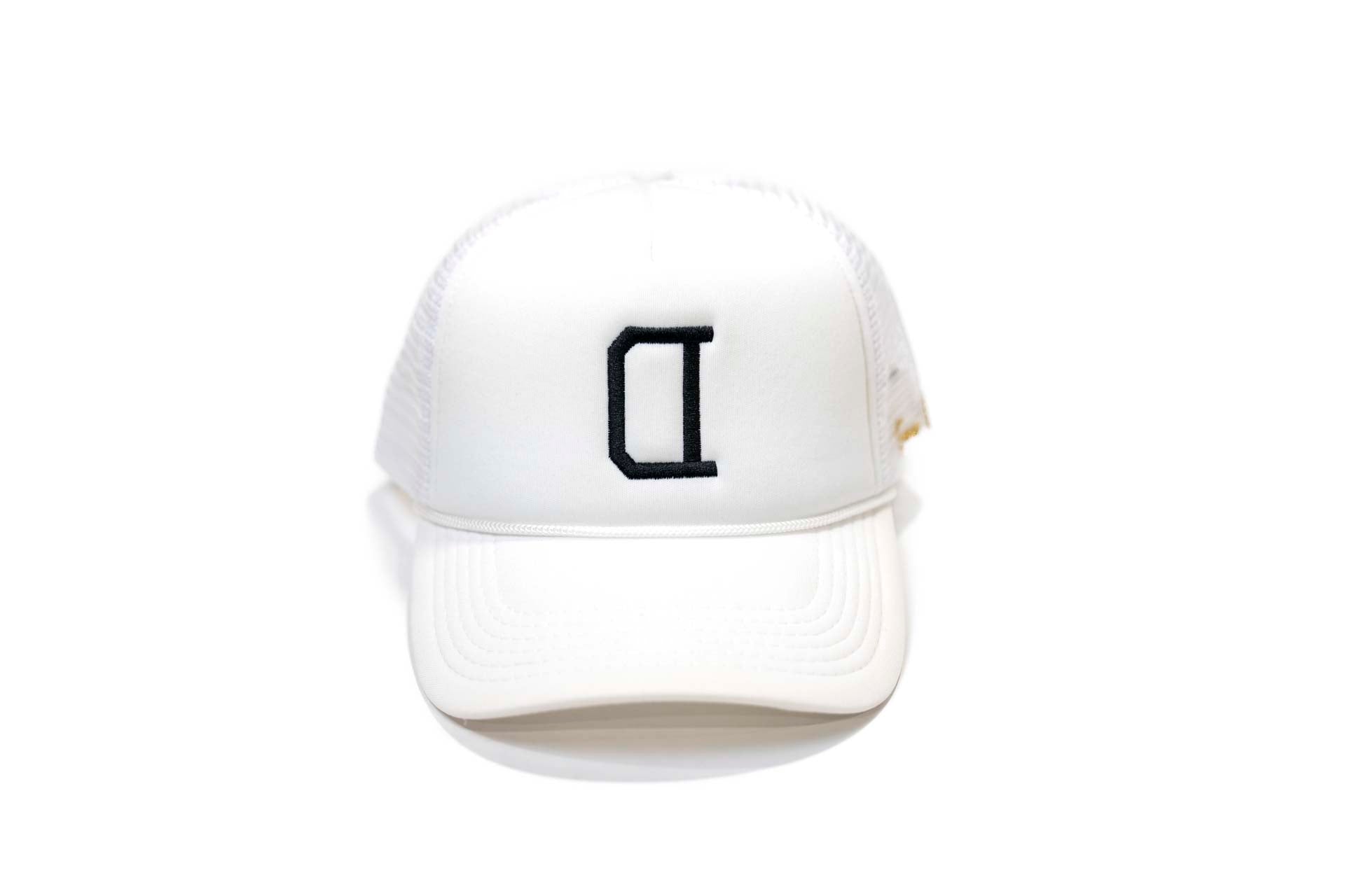 LC - V2 Trucker snapback - WHITE
