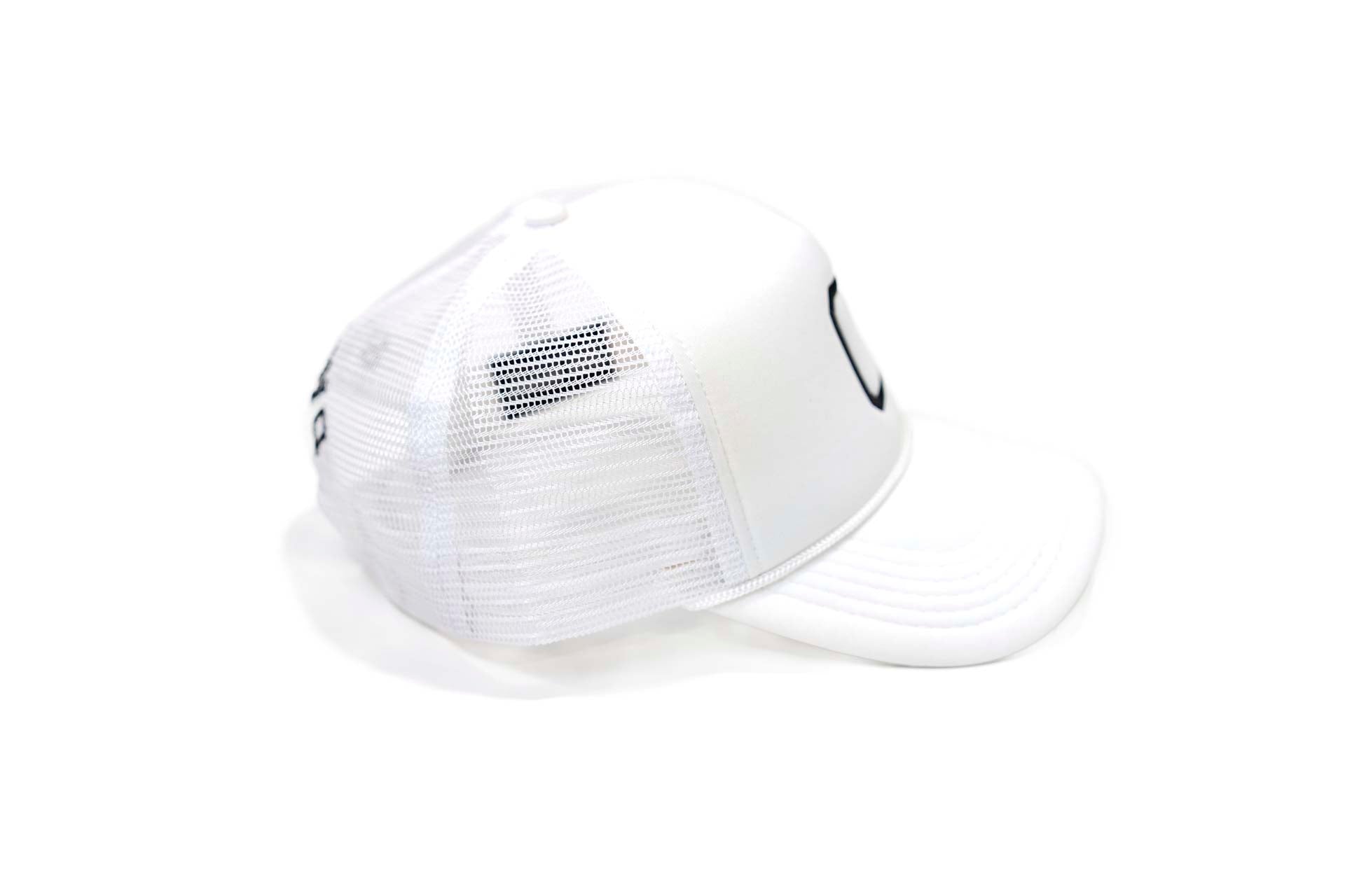 LC - V2 Trucker snapback - WHITE