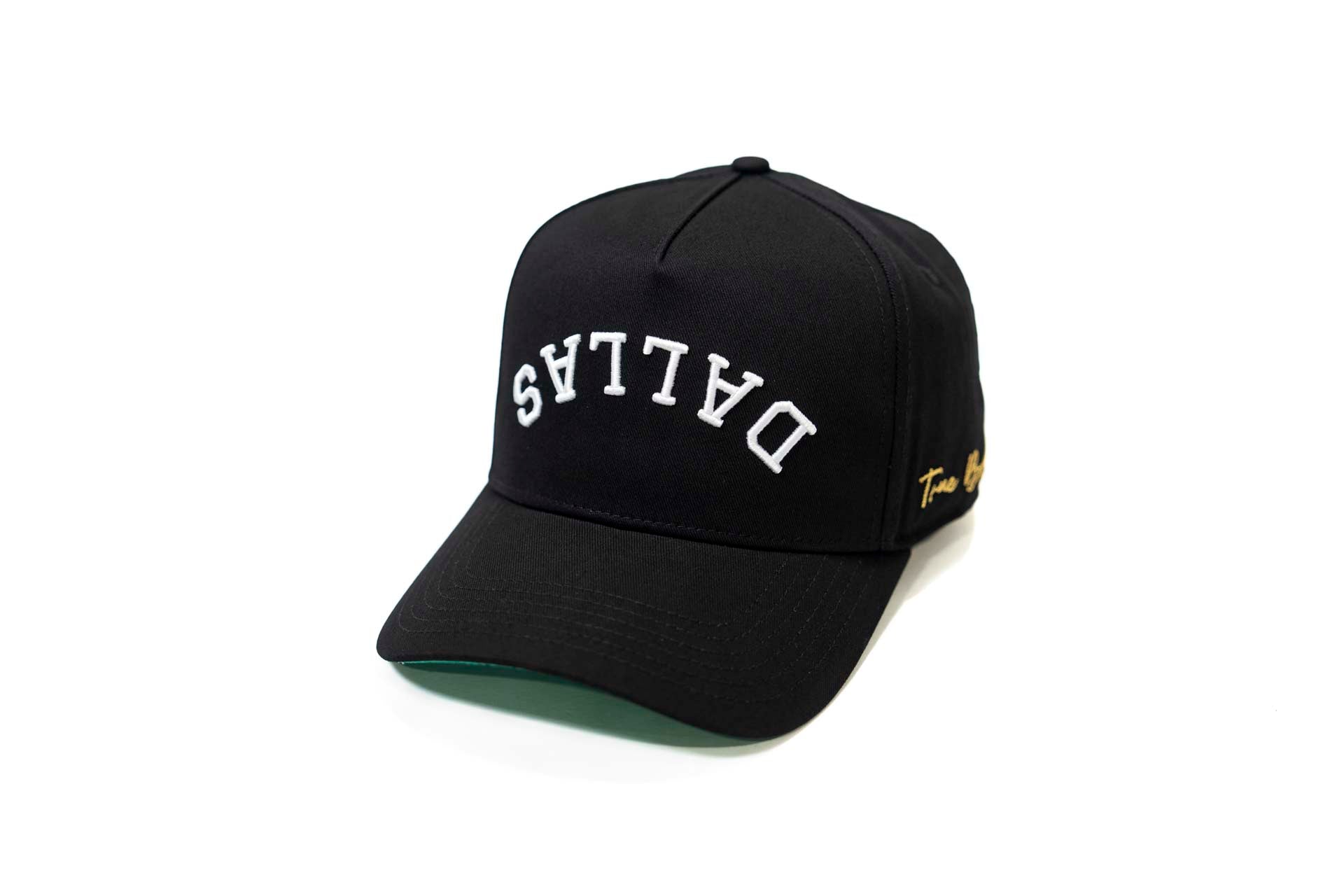 Precurved Dallas snapback - CLASSIC BLACK