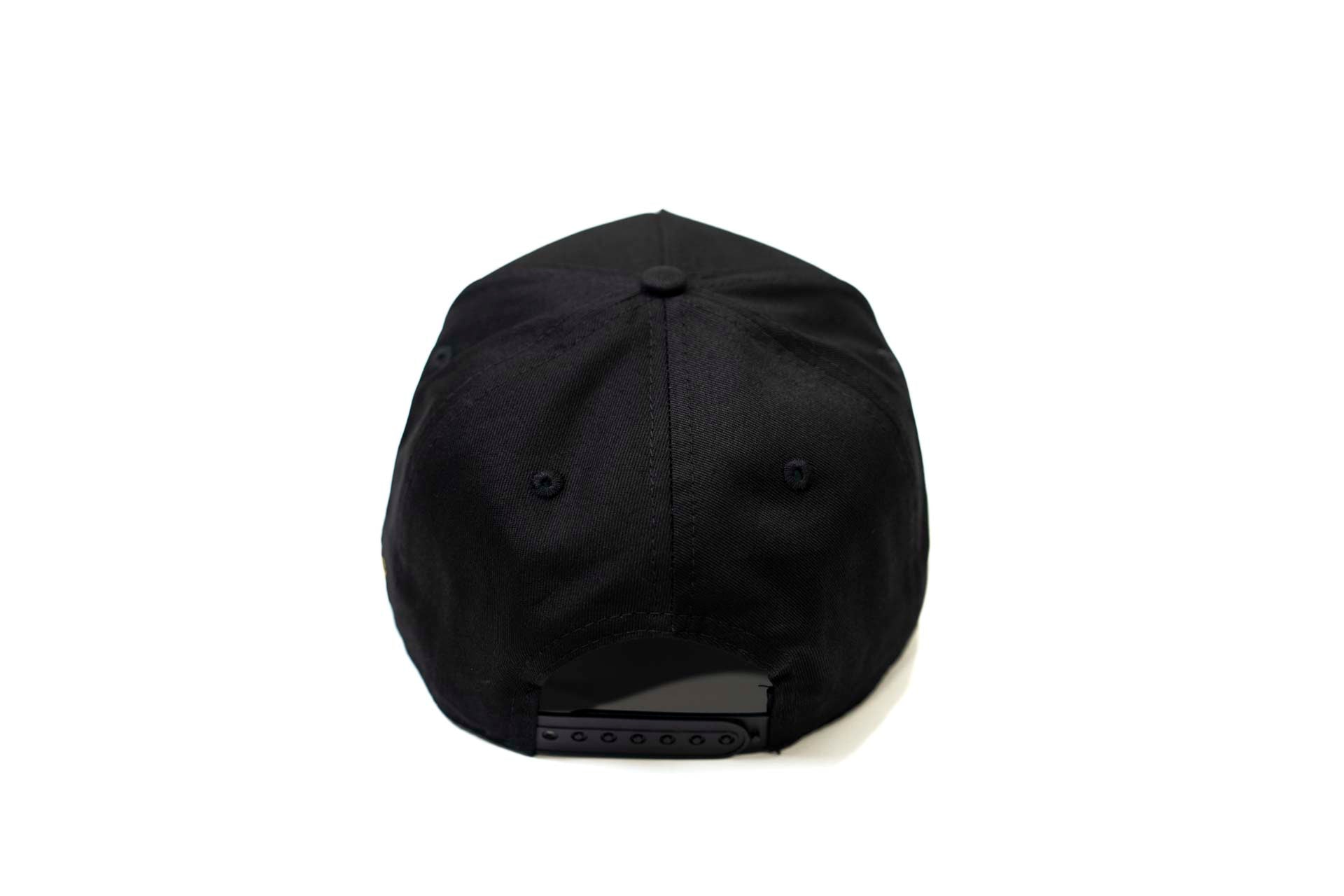 Precurved Dallas snapback - CLASSIC BLACK