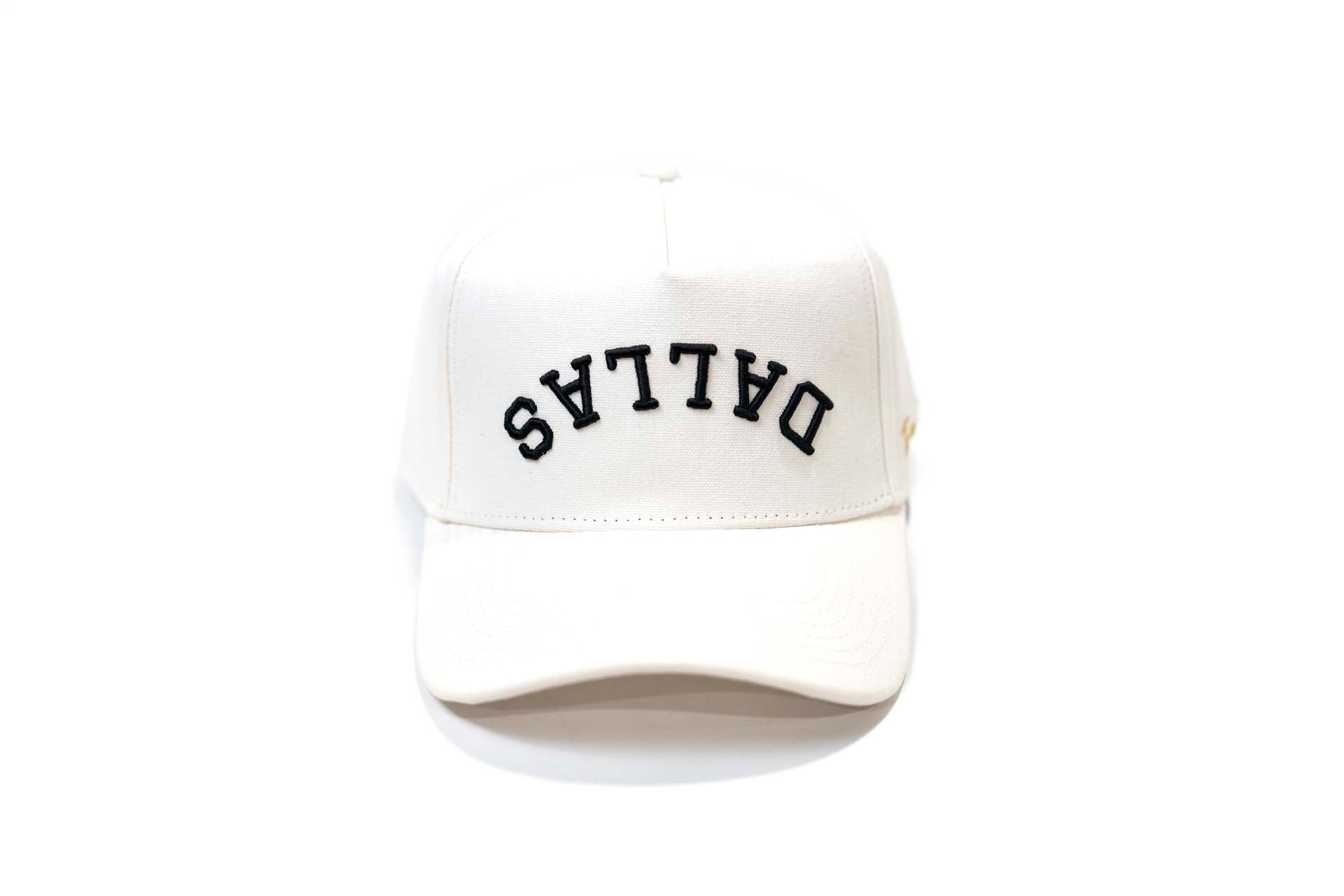 UV-ACTIVATED - WHITE into BLUE