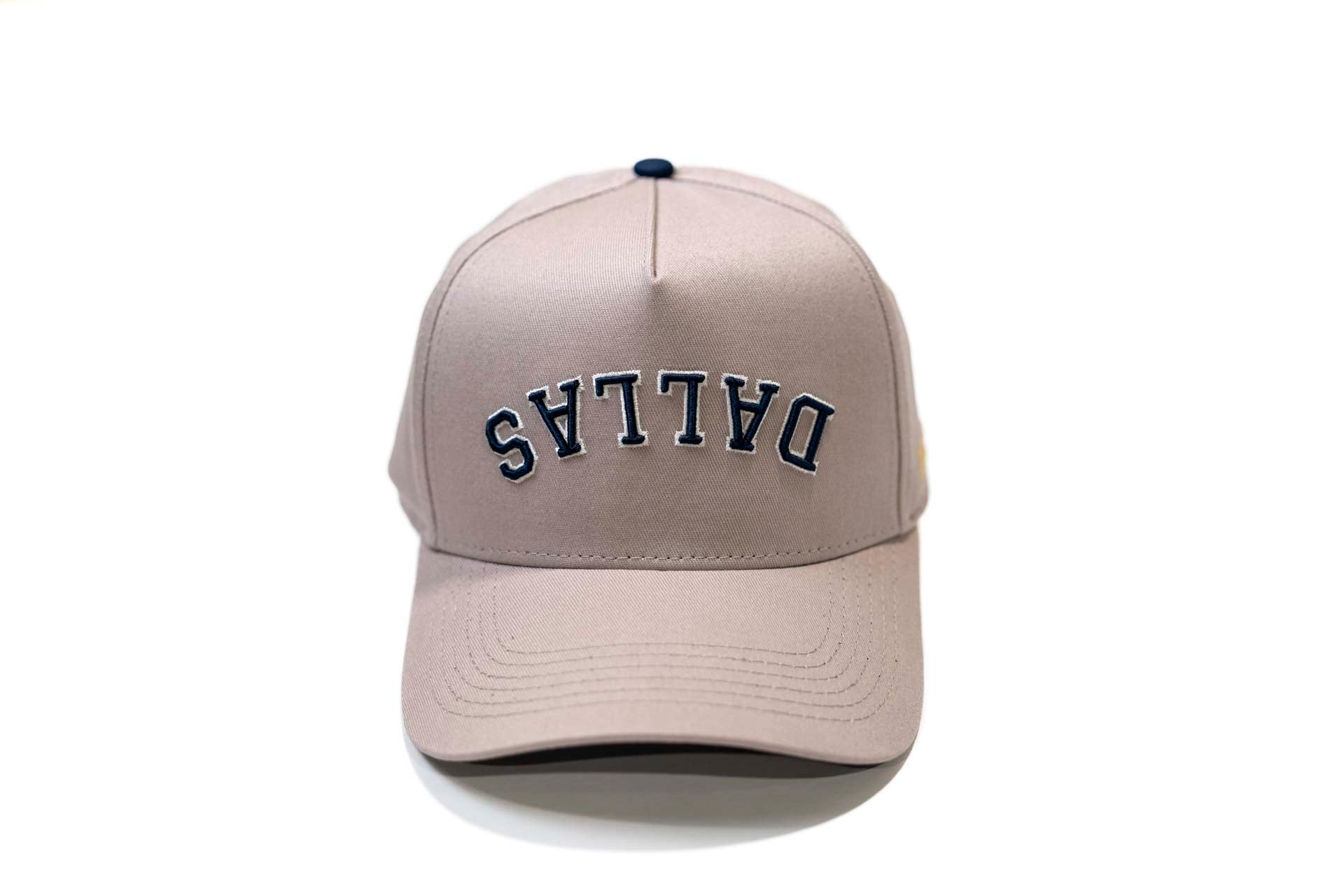 Precurved Dallas snapback - GRAY w/ navy accents