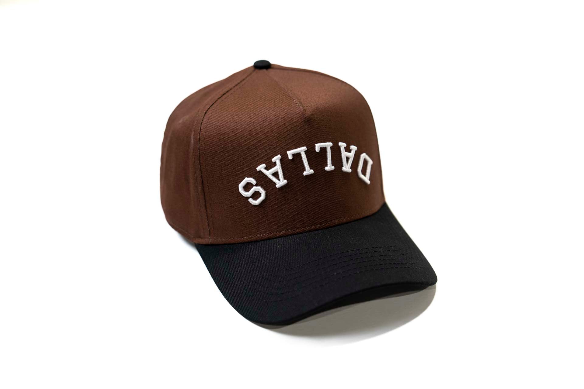 Precurved Dallas snapback - BLACK / BROWN