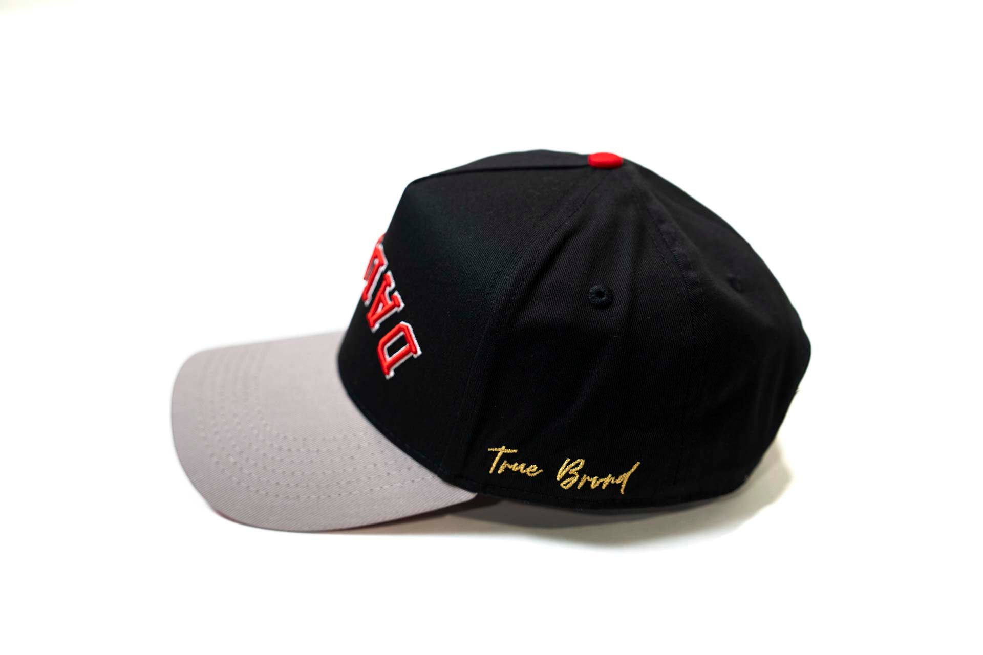 Precurved Classic Dallas snapback - GRAY / BLACK reimagined