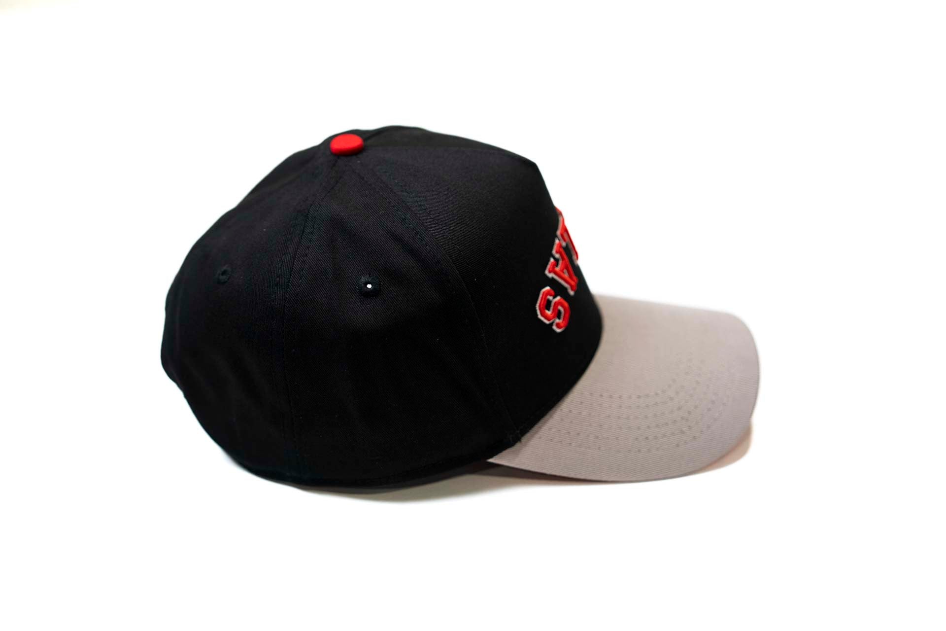 Precurved Classic Dallas snapback - GRAY / BLACK reimagined