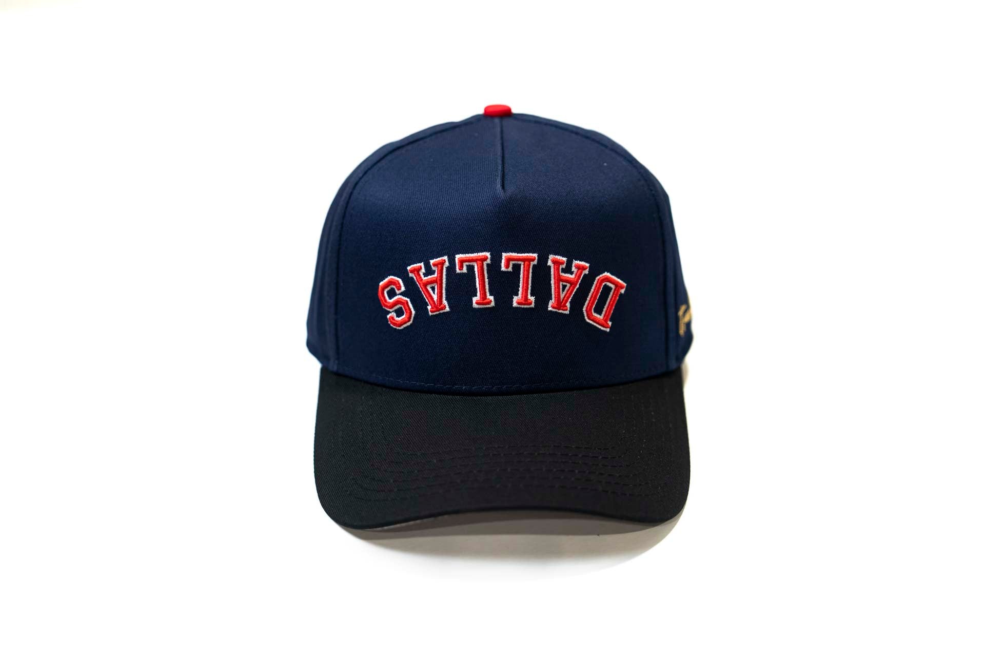 Precurved Dallas snapback - BLACK / NAVY w/red