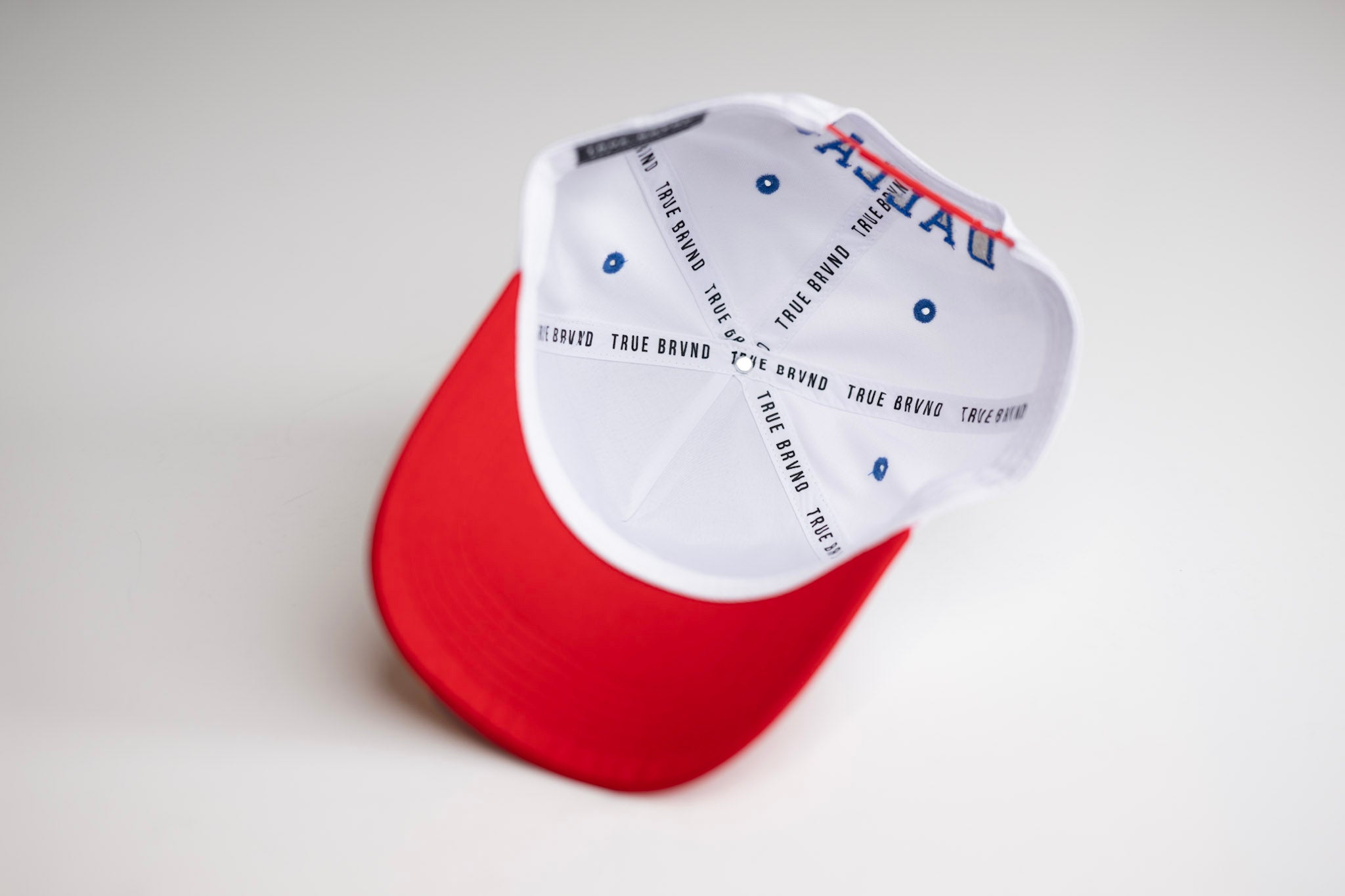 Inline D snapback - RED / WHITE rwb