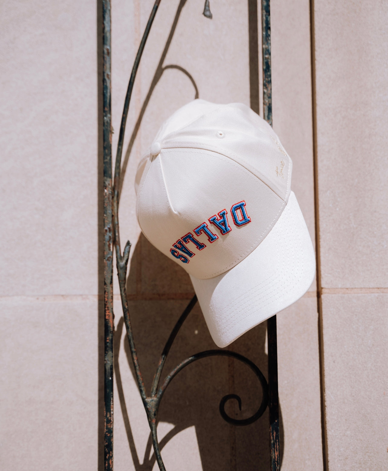 SUEDE HYBRID - OFFWHITE w/ RWB