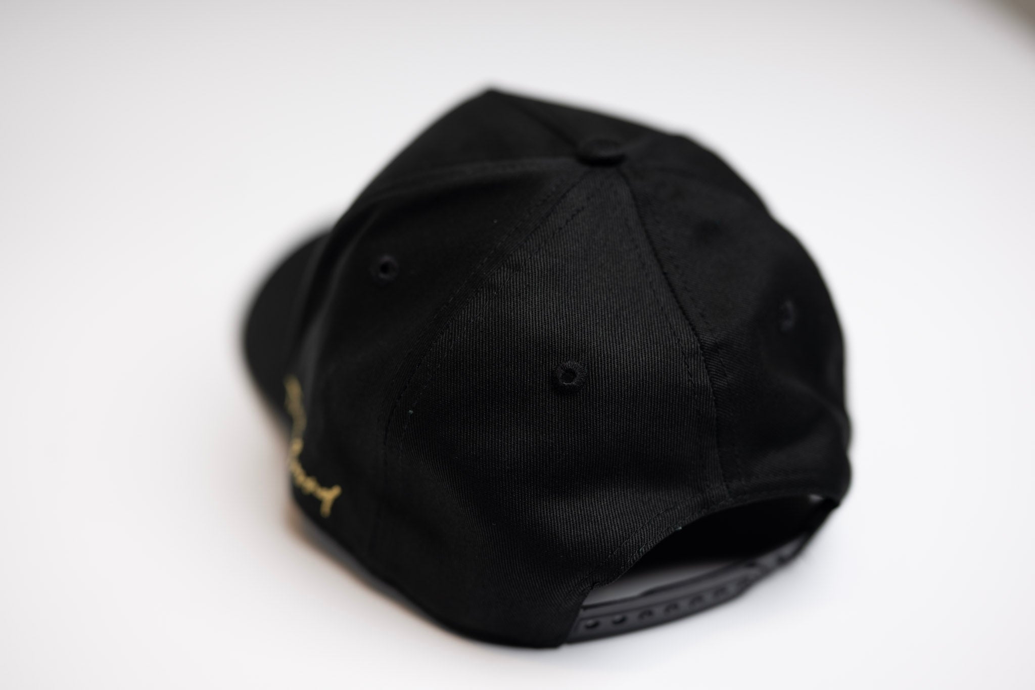 TRUE D HAT - BLACK clasc