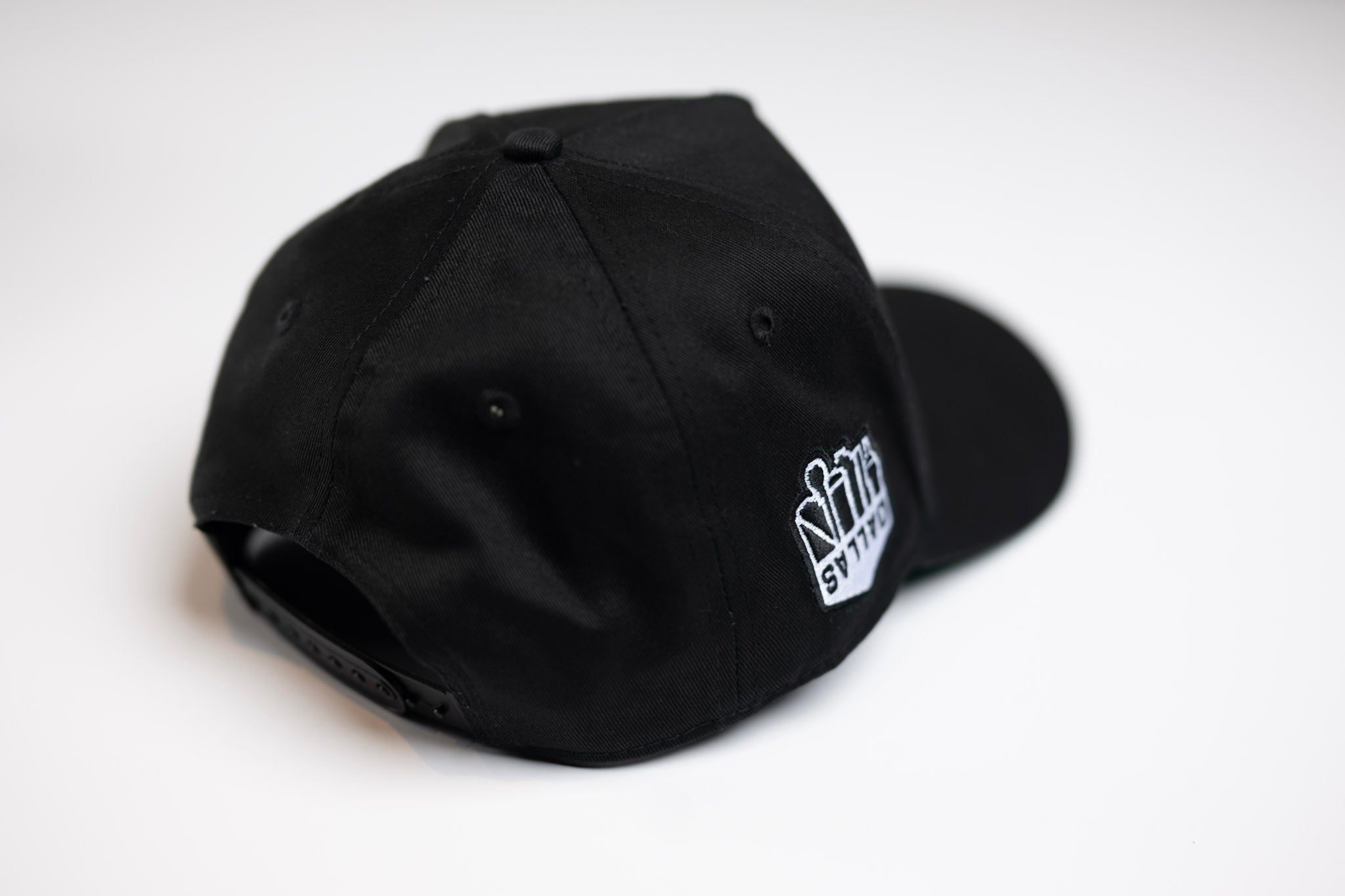TRUE D HAT - BLACK clasc