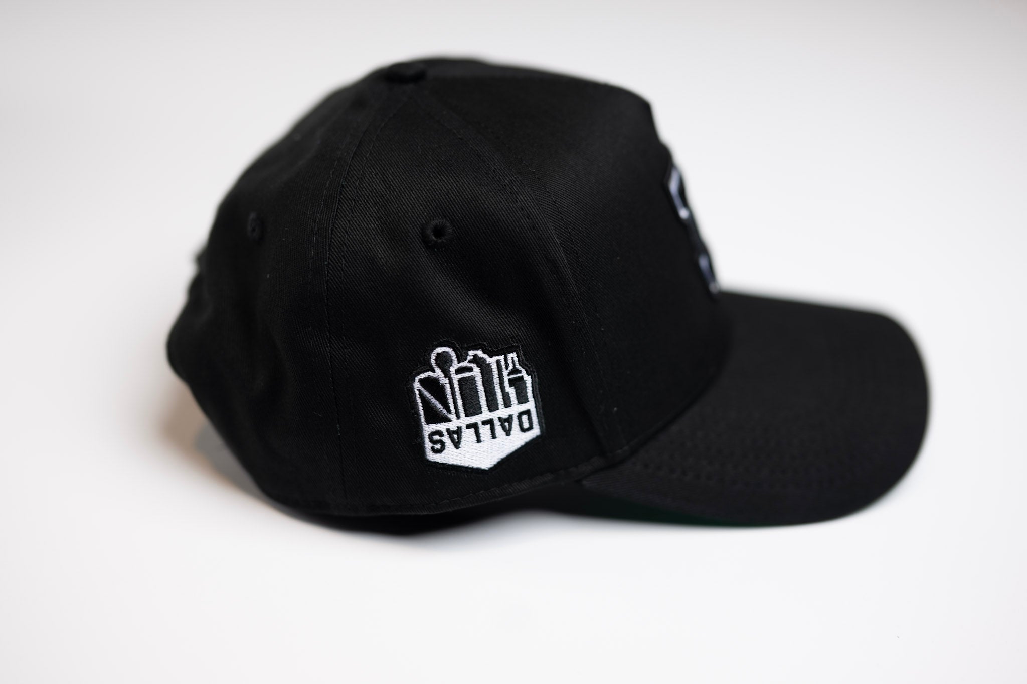 TRUE D HAT - BLACK clasc