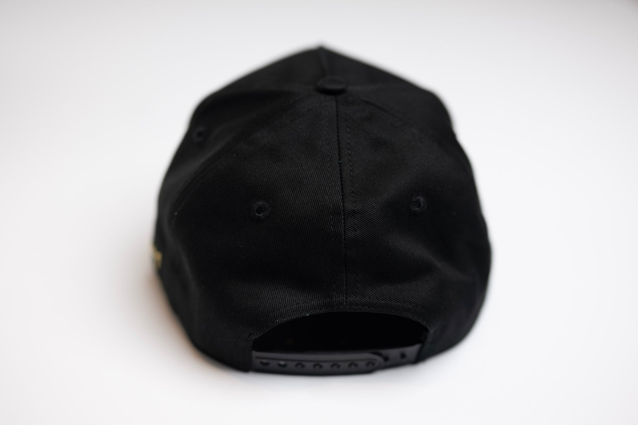TRUE D HAT - BLACK clasc