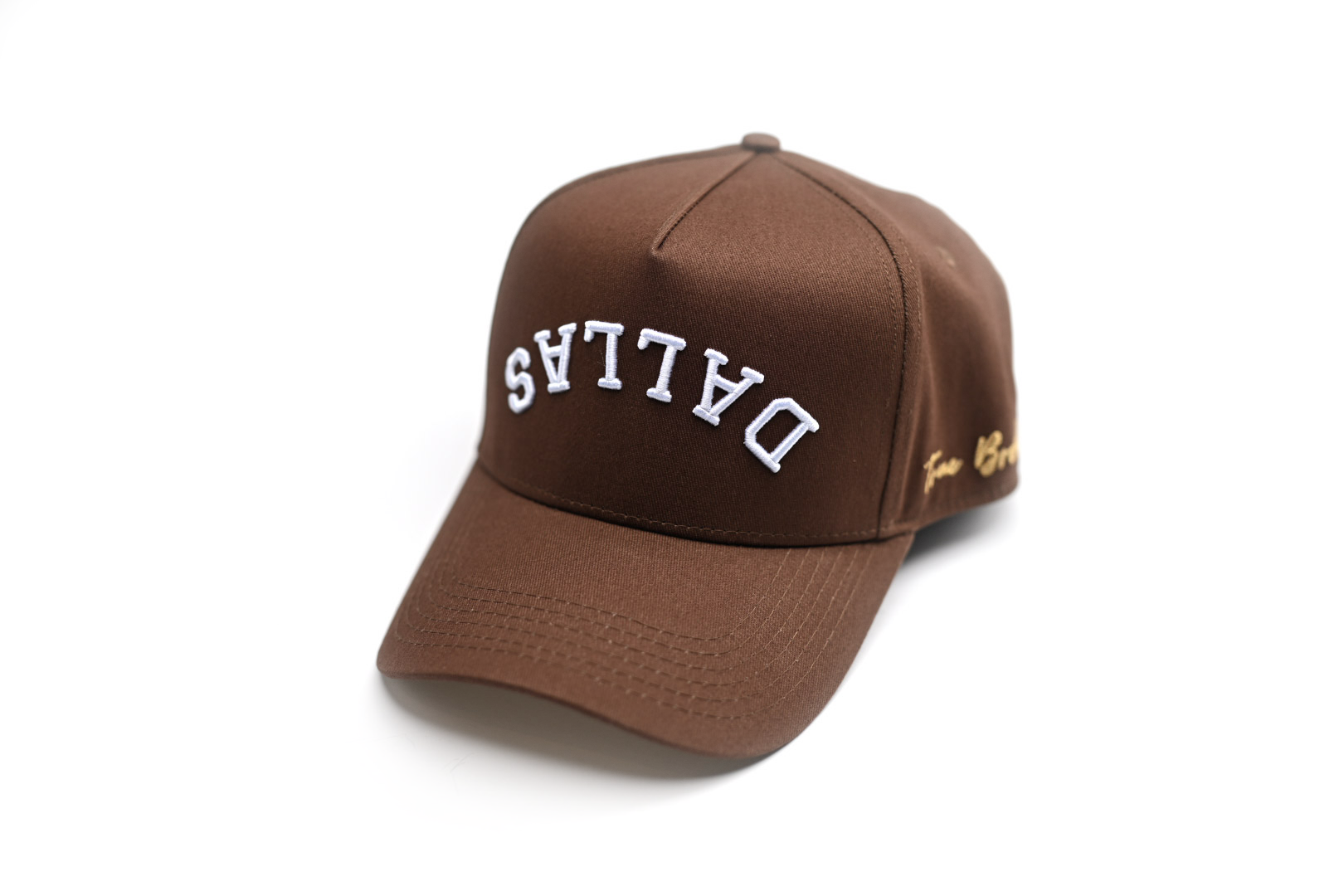 Precurved Dallas snapback - Brown w/cream