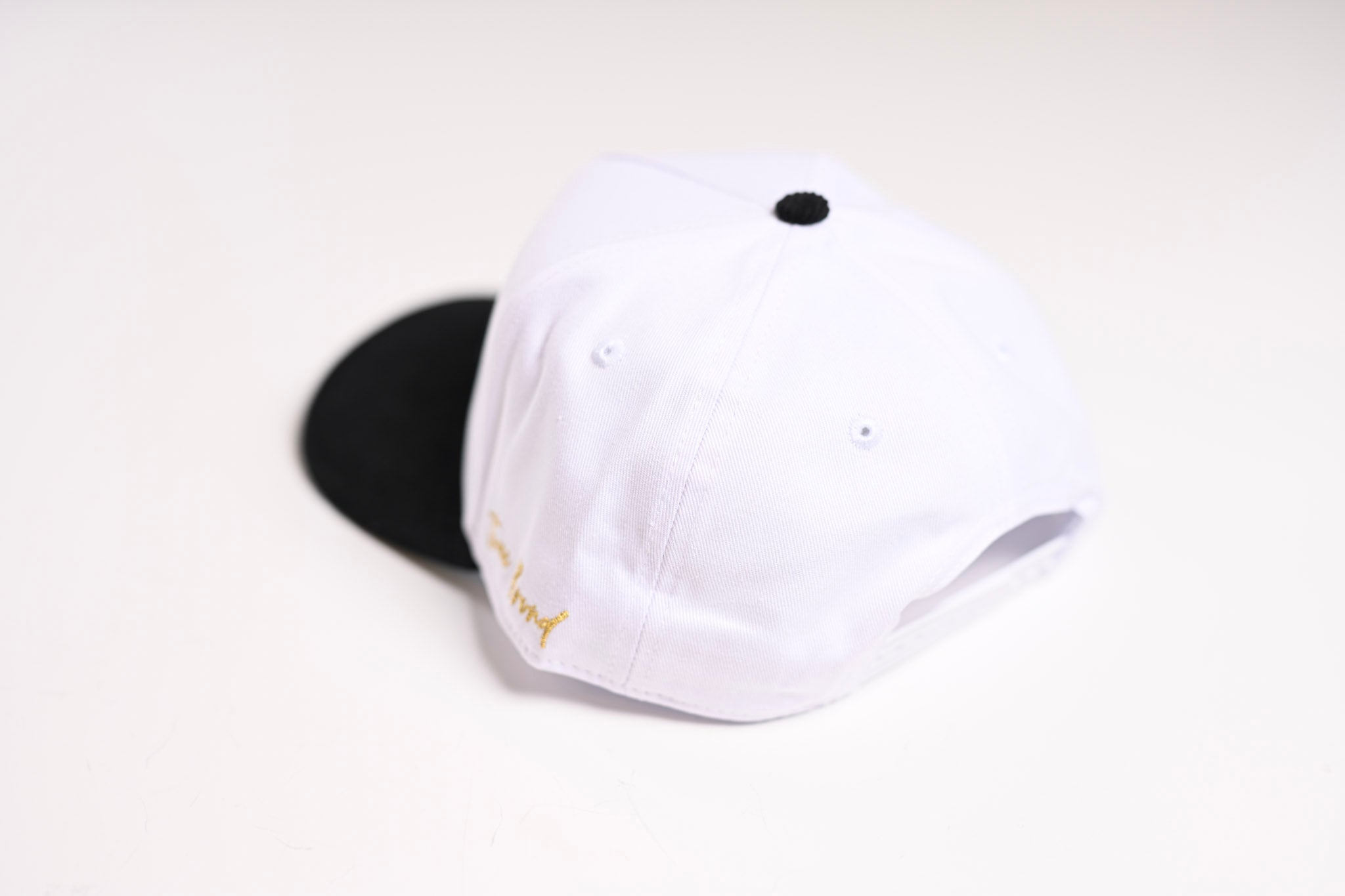 CORDUROY HYBRID - BLACK / WHITE