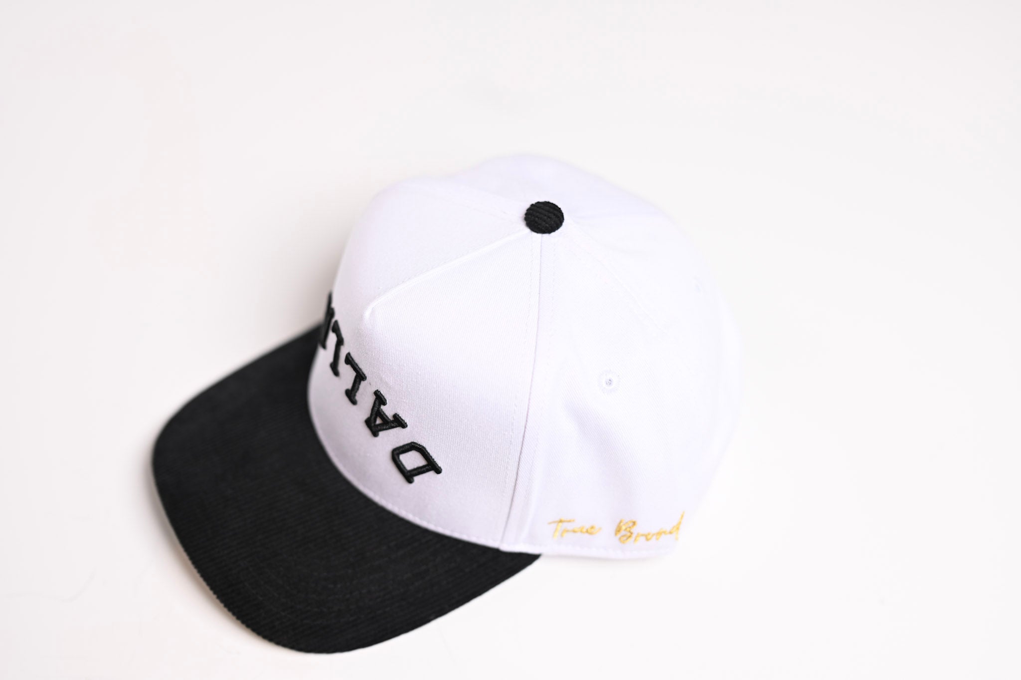 CORDUROY HYBRID - BLACK / WHITE