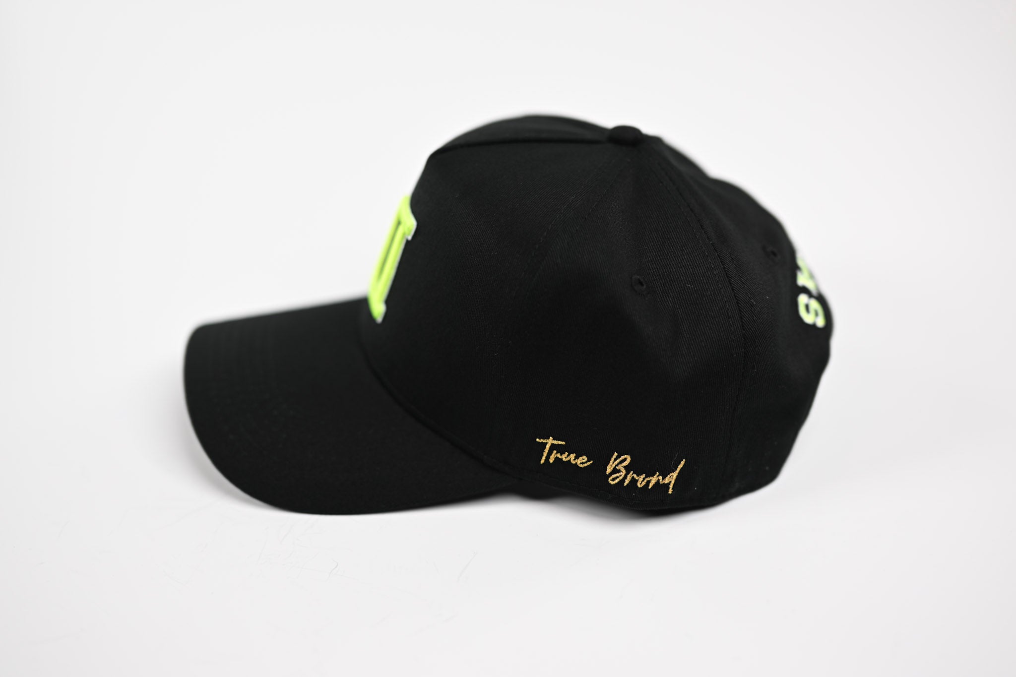 NEON V2 Precurved snapback - BLACK / YELLOW
