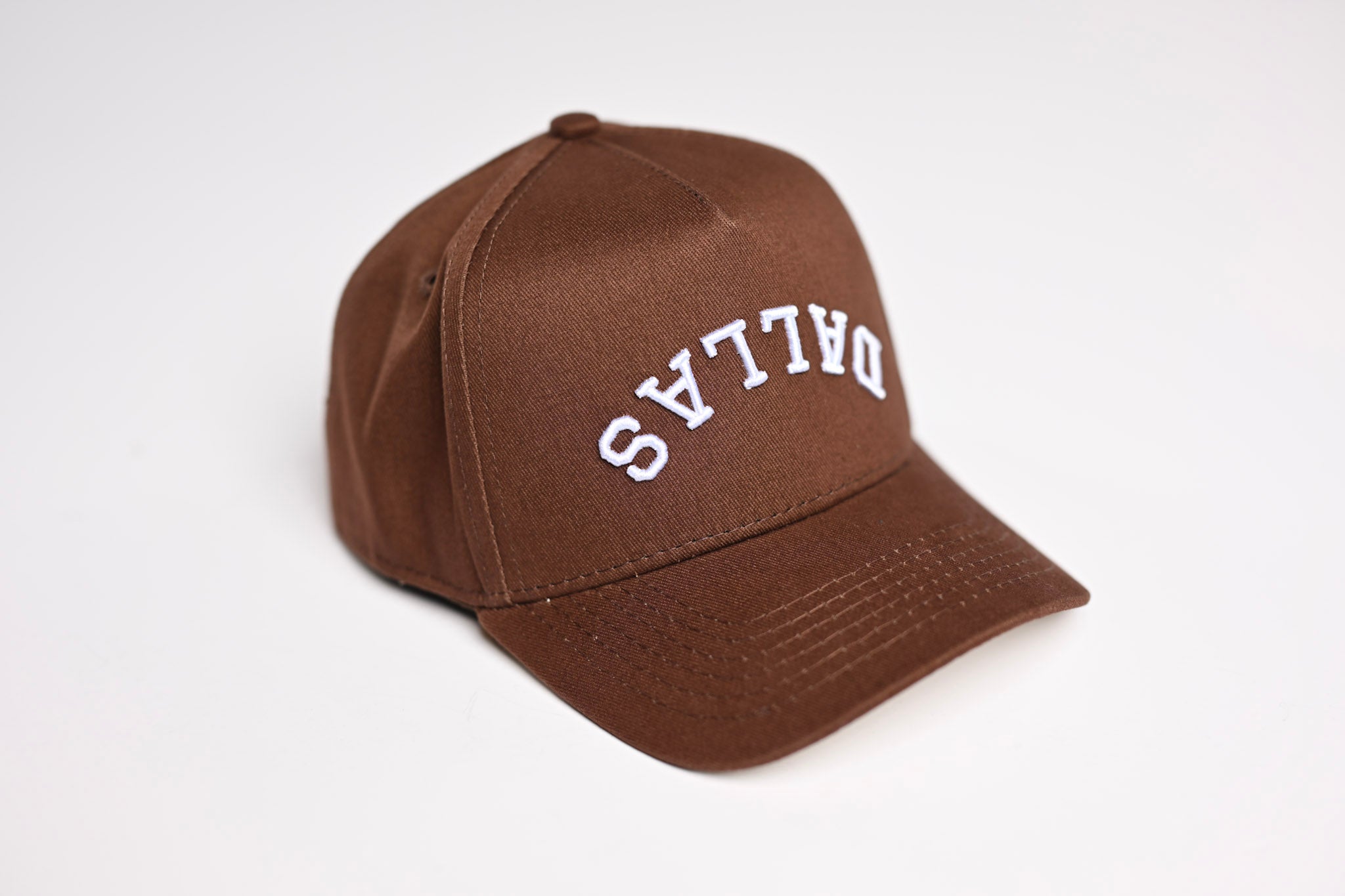 KIDS snapback - BROWN
