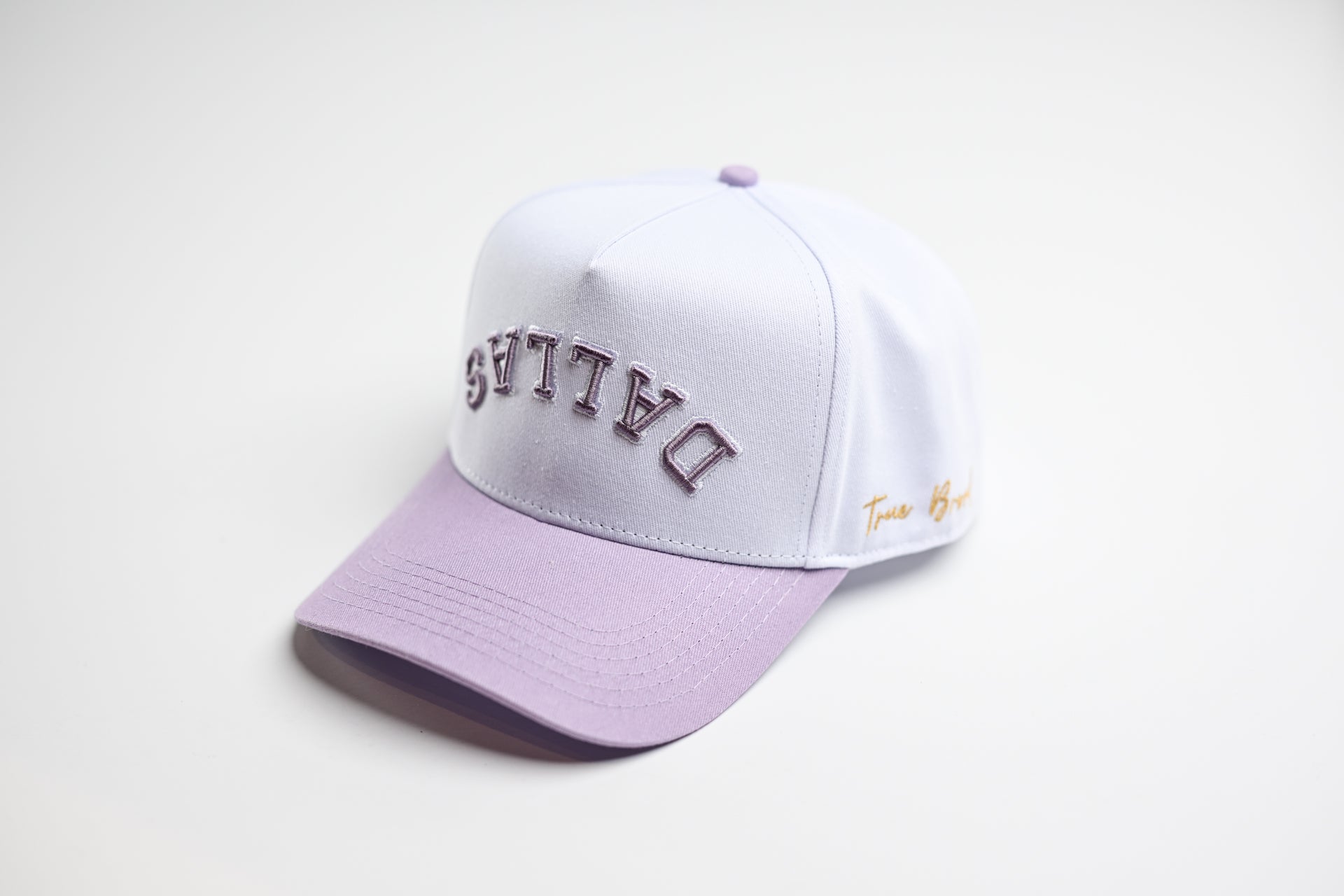 Precurved Dallas snapback - LAVENDER / WHITE