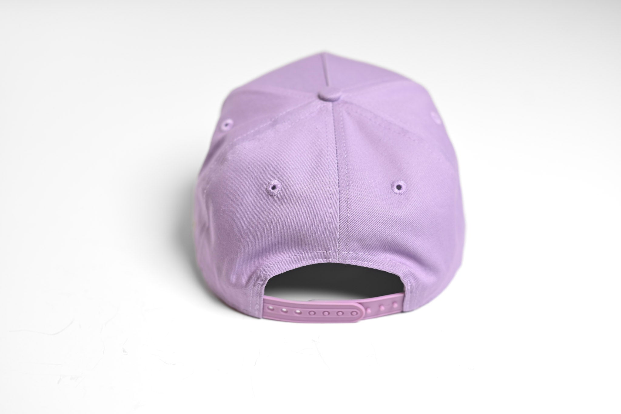 Precurved Dallas snapback - LAVENDER