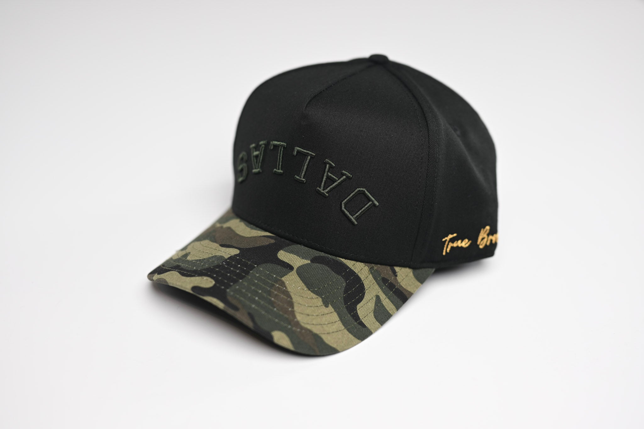 CAMO COLLECTION - BLACK / WOODLAND