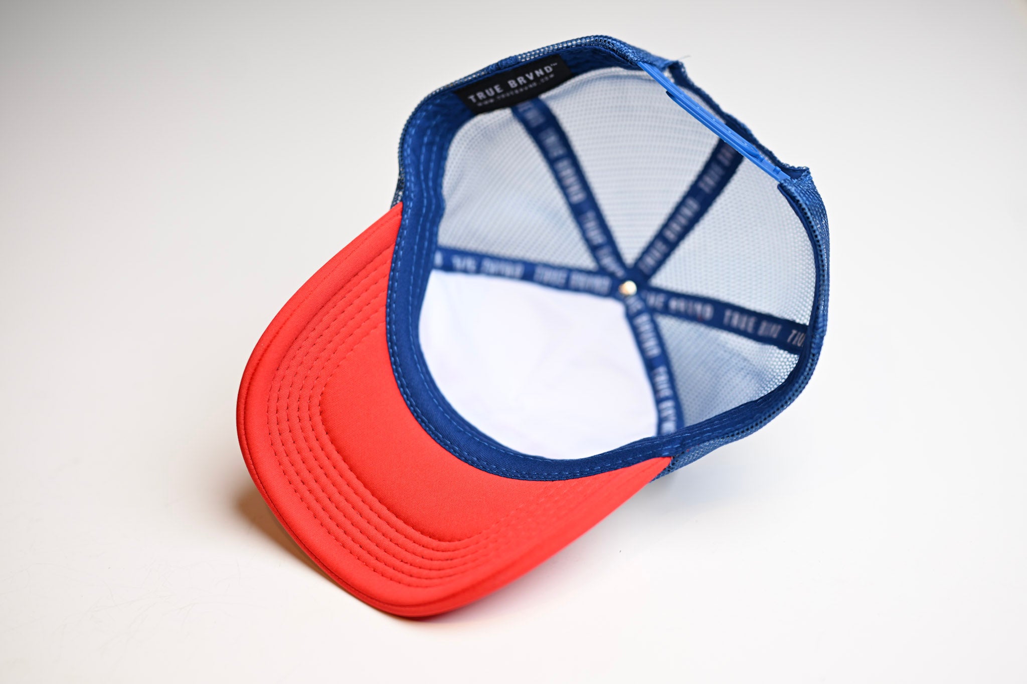 Trucker USD snapback - RWB