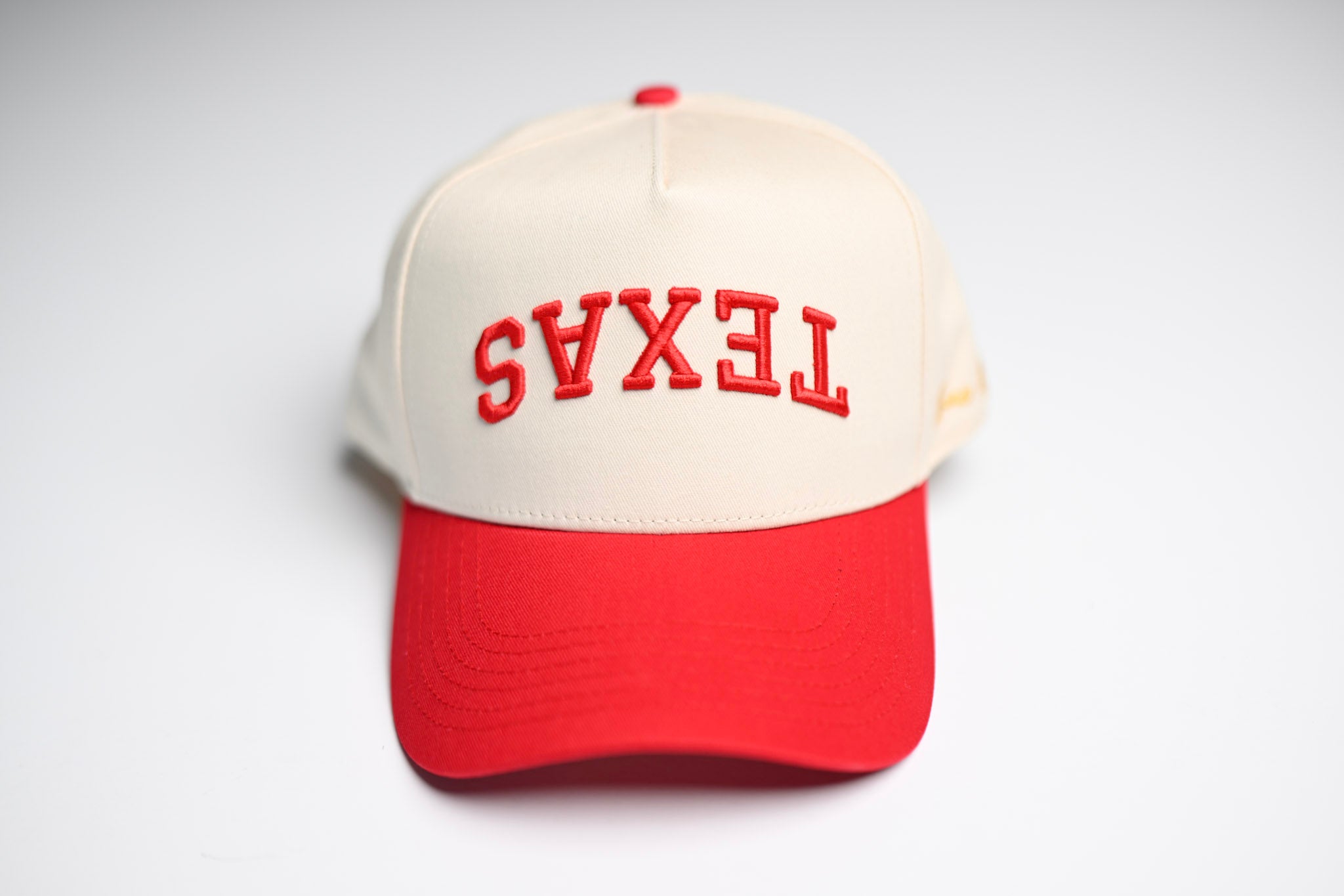 USD Texas - Red / Offwhite