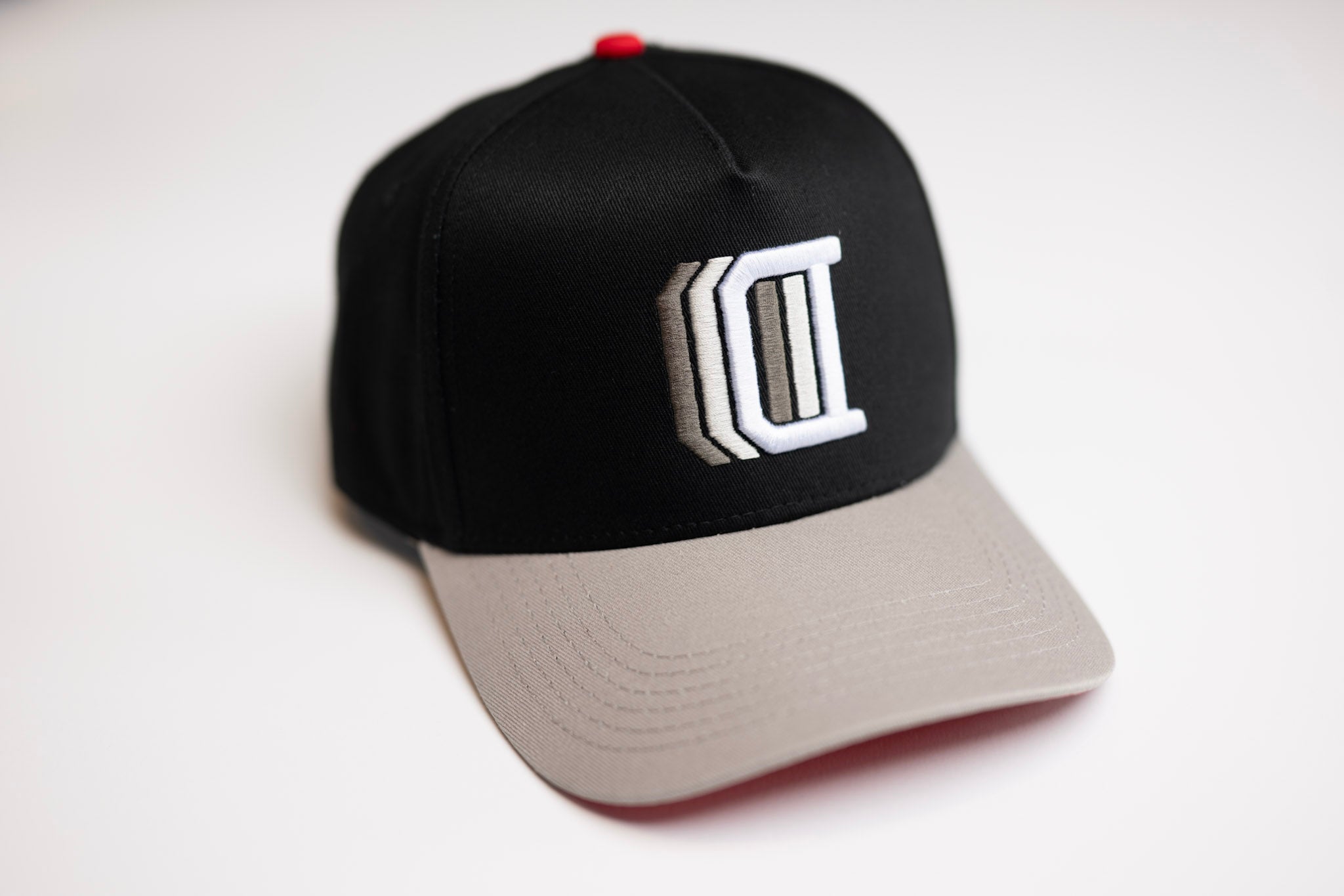 Inline D snapback - GRAY / BLACK reimagined