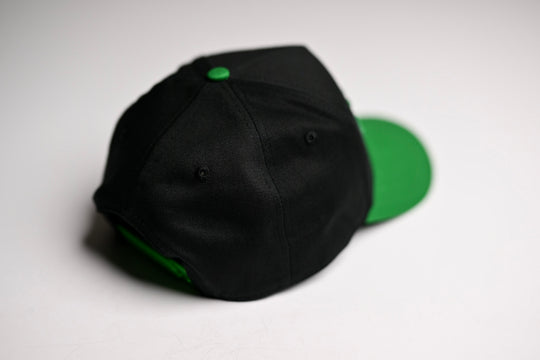 Precurved Dallas snapback - VICTORY GREEN / BLACK