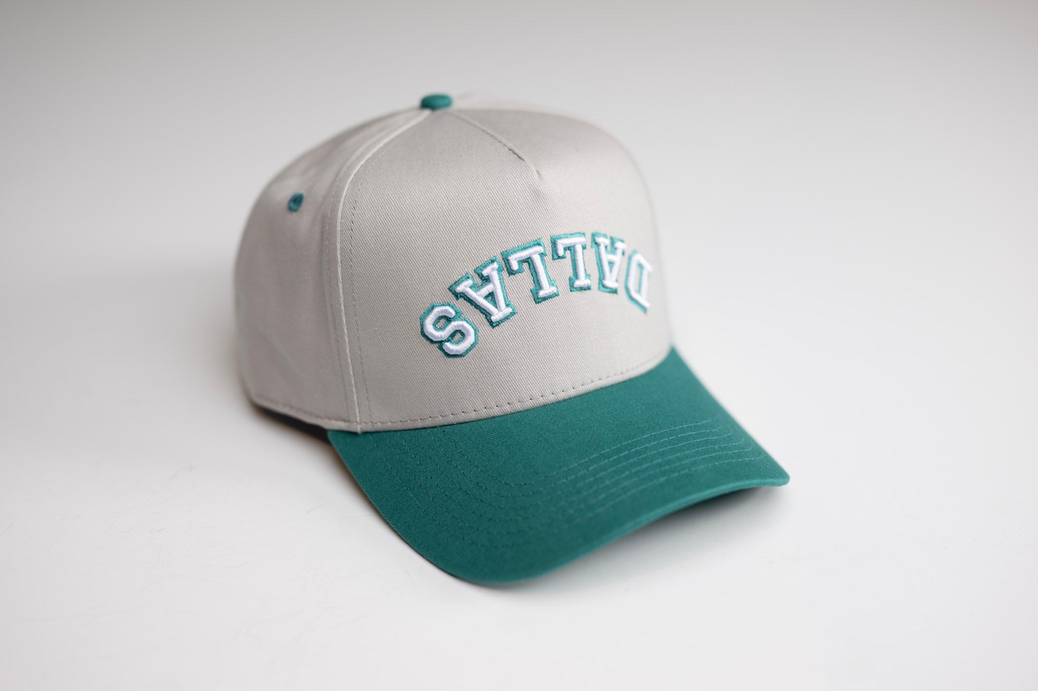 Precurved Dallas snapback - TEAL / LITE GRAY