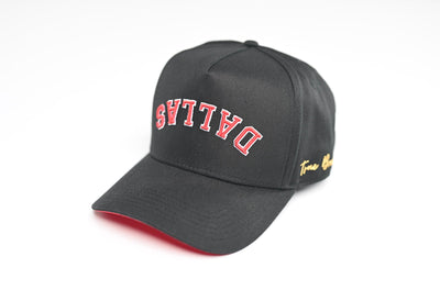 Precurved Classic Dallas snapback - BLACK w/ Red