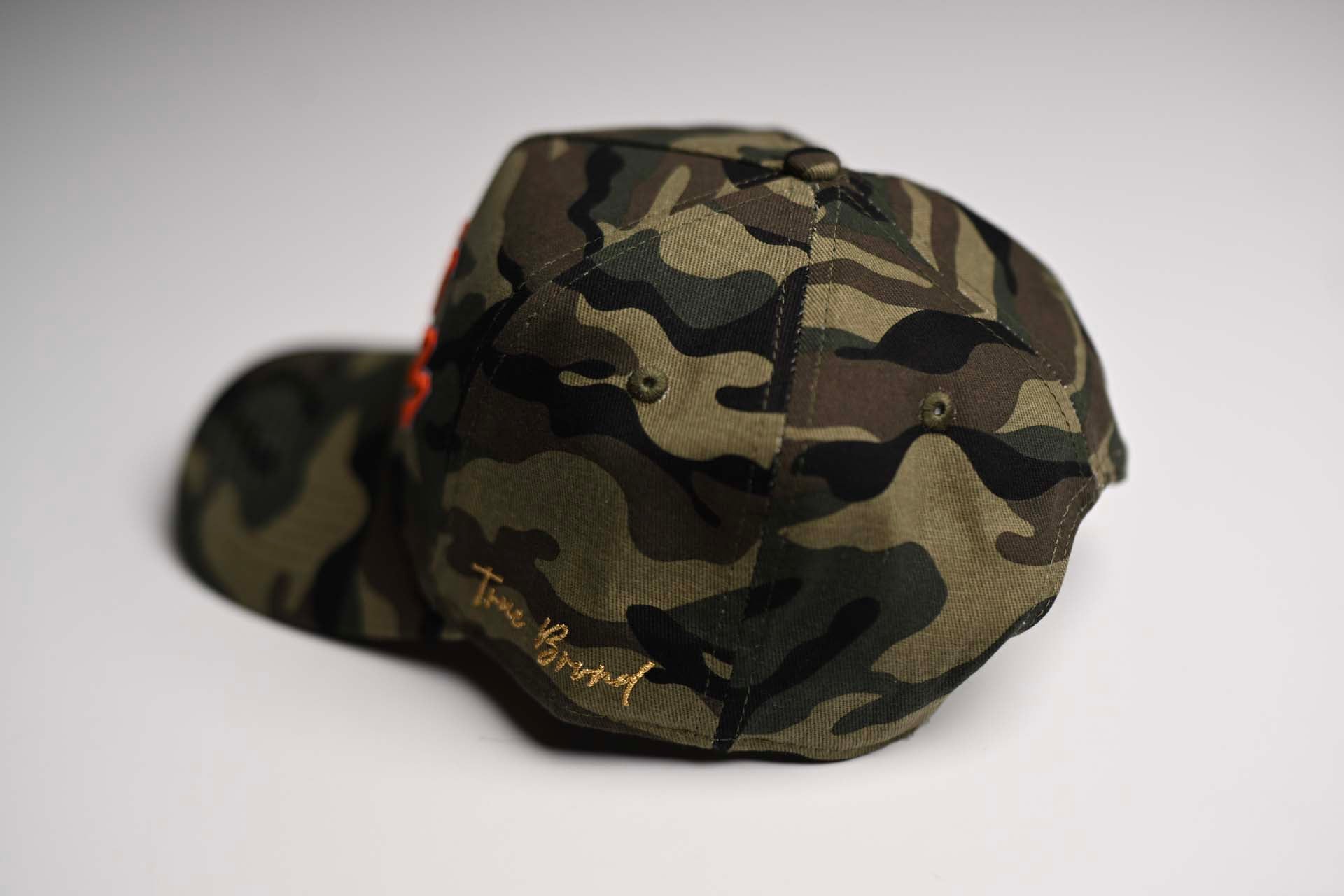 WHATABURGER snapback - CAMO w/ orange