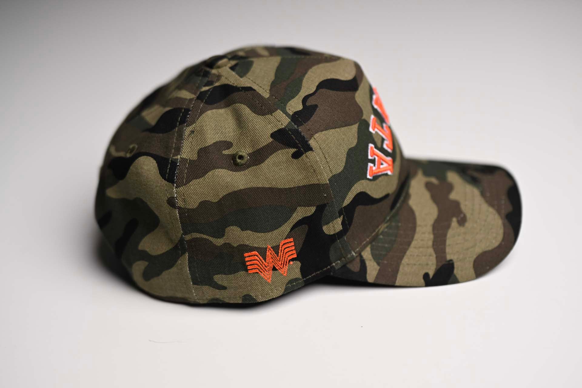 WHATABURGER snapback - CAMO w/ orange