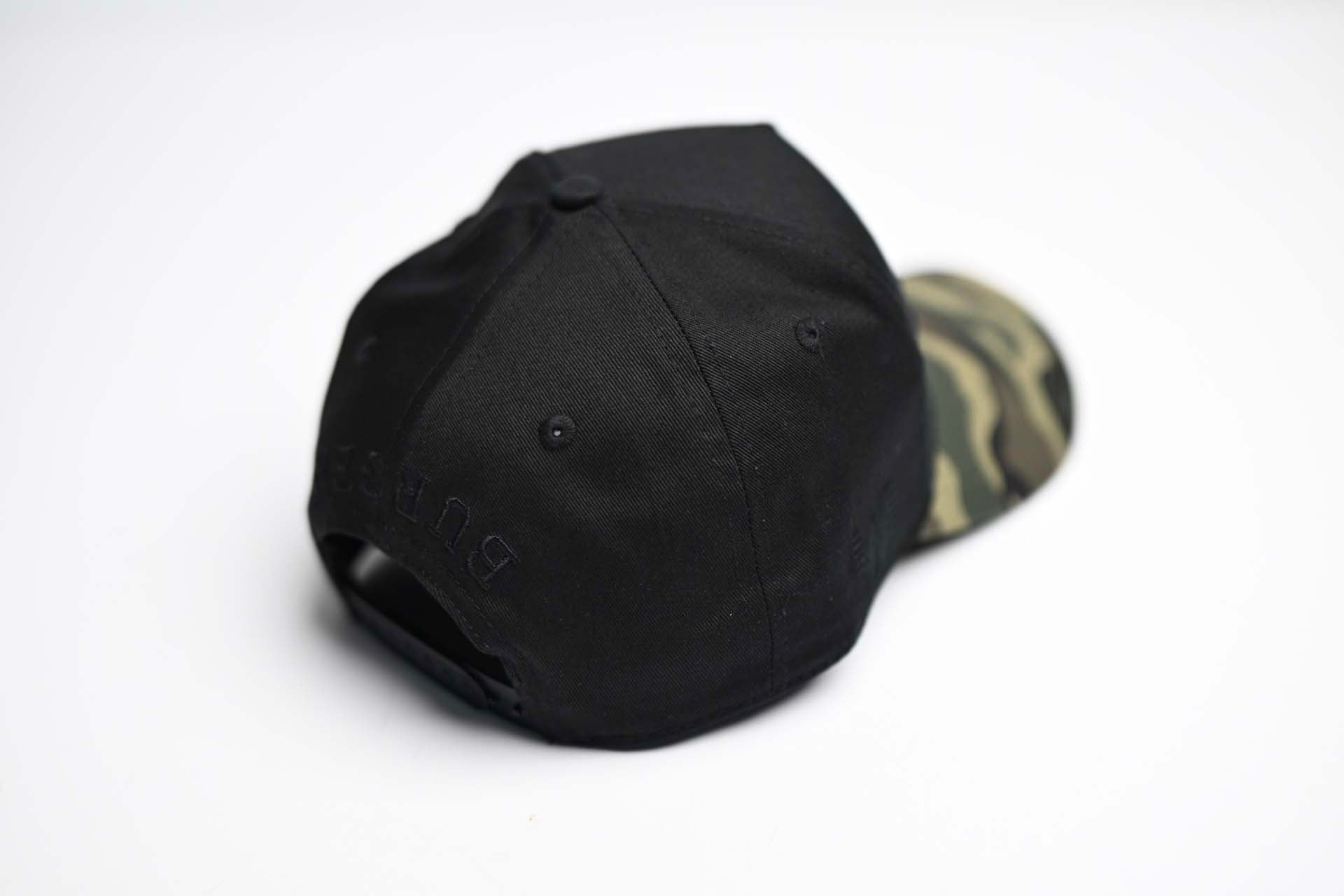 WHATABURGER snapback - CAMO / BLACK