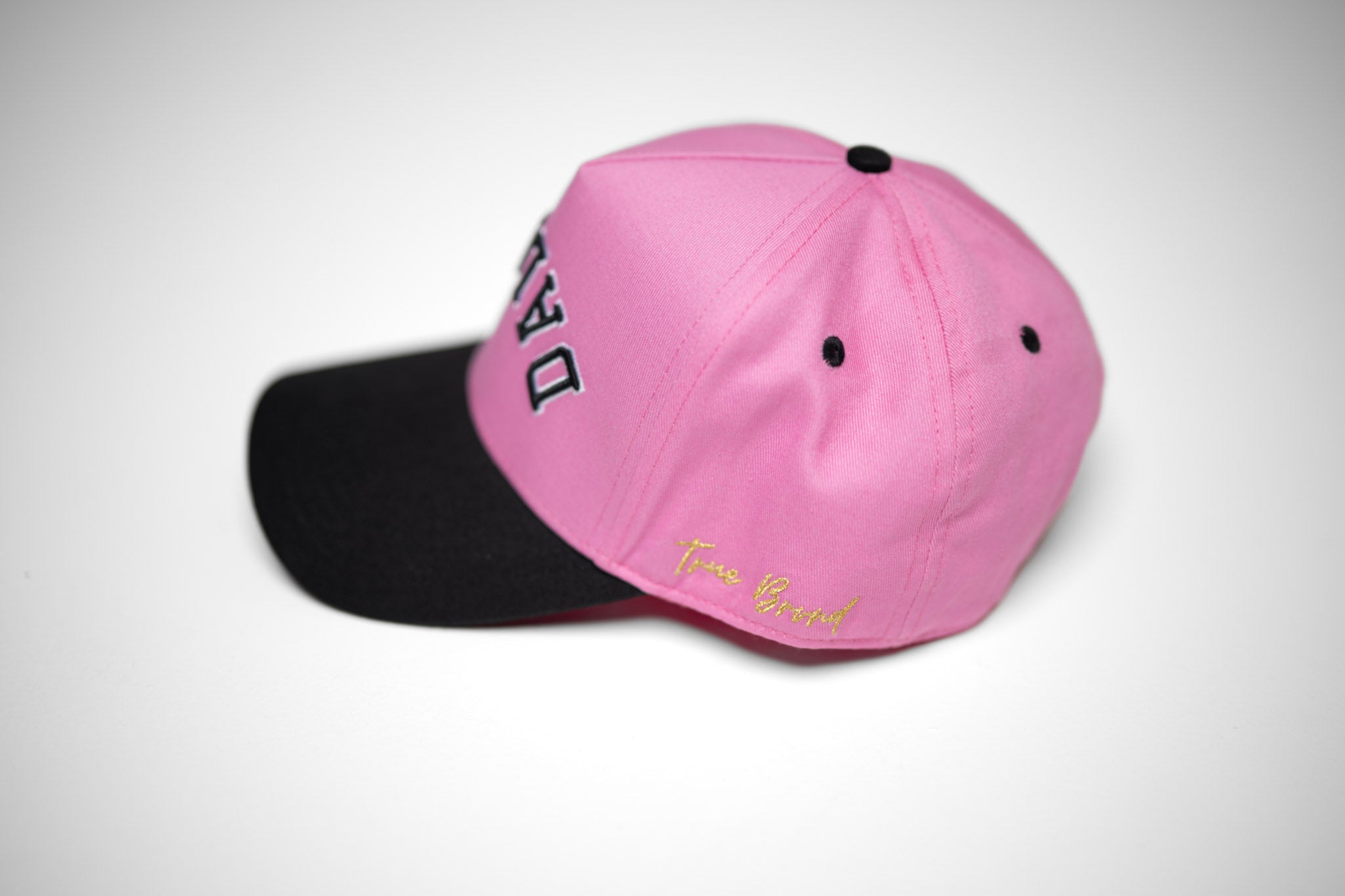 Precurved Dallas snapback - BLACK / PINK