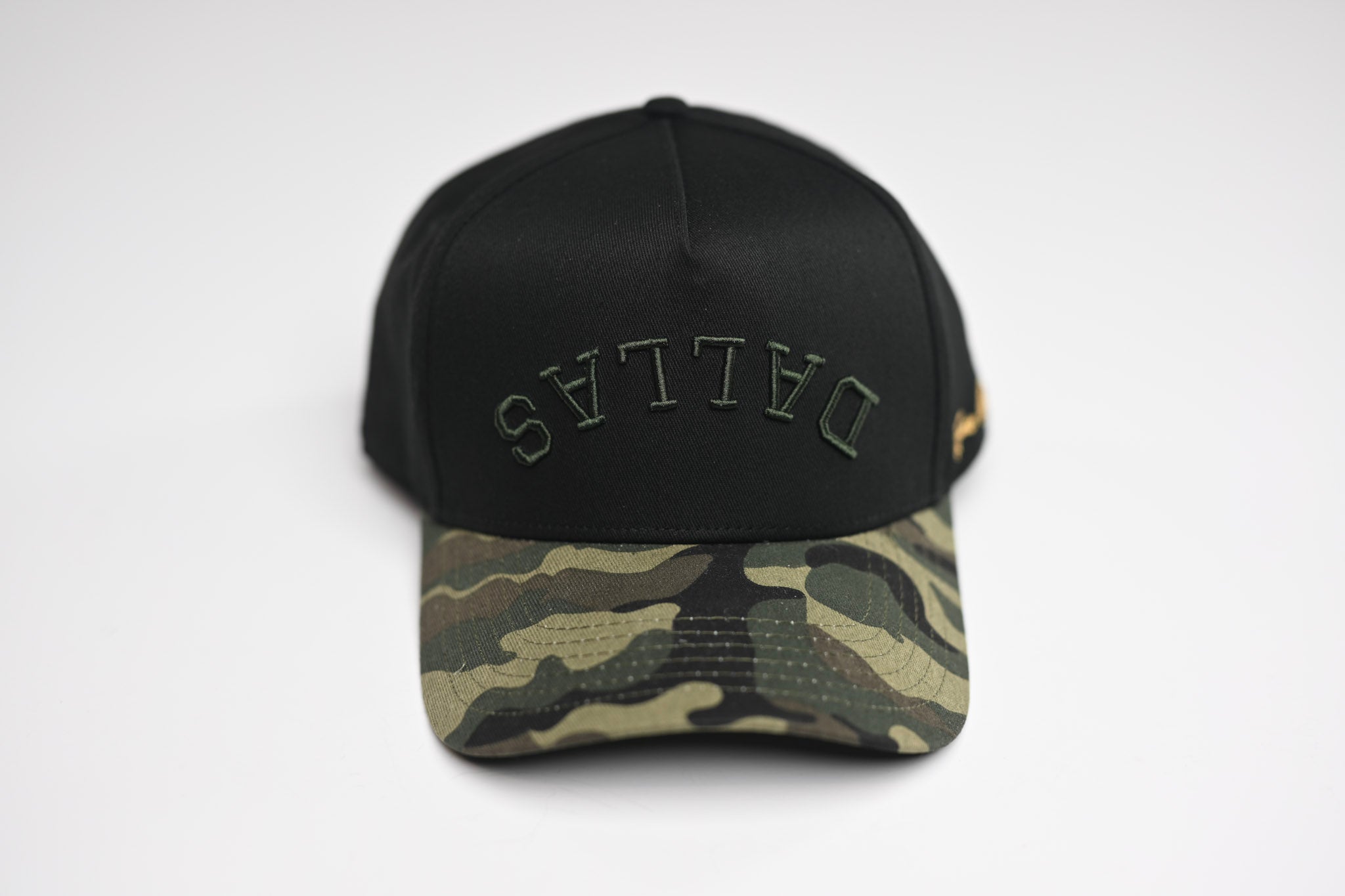 CAMO COLLECTION - BLACK / WOODLAND