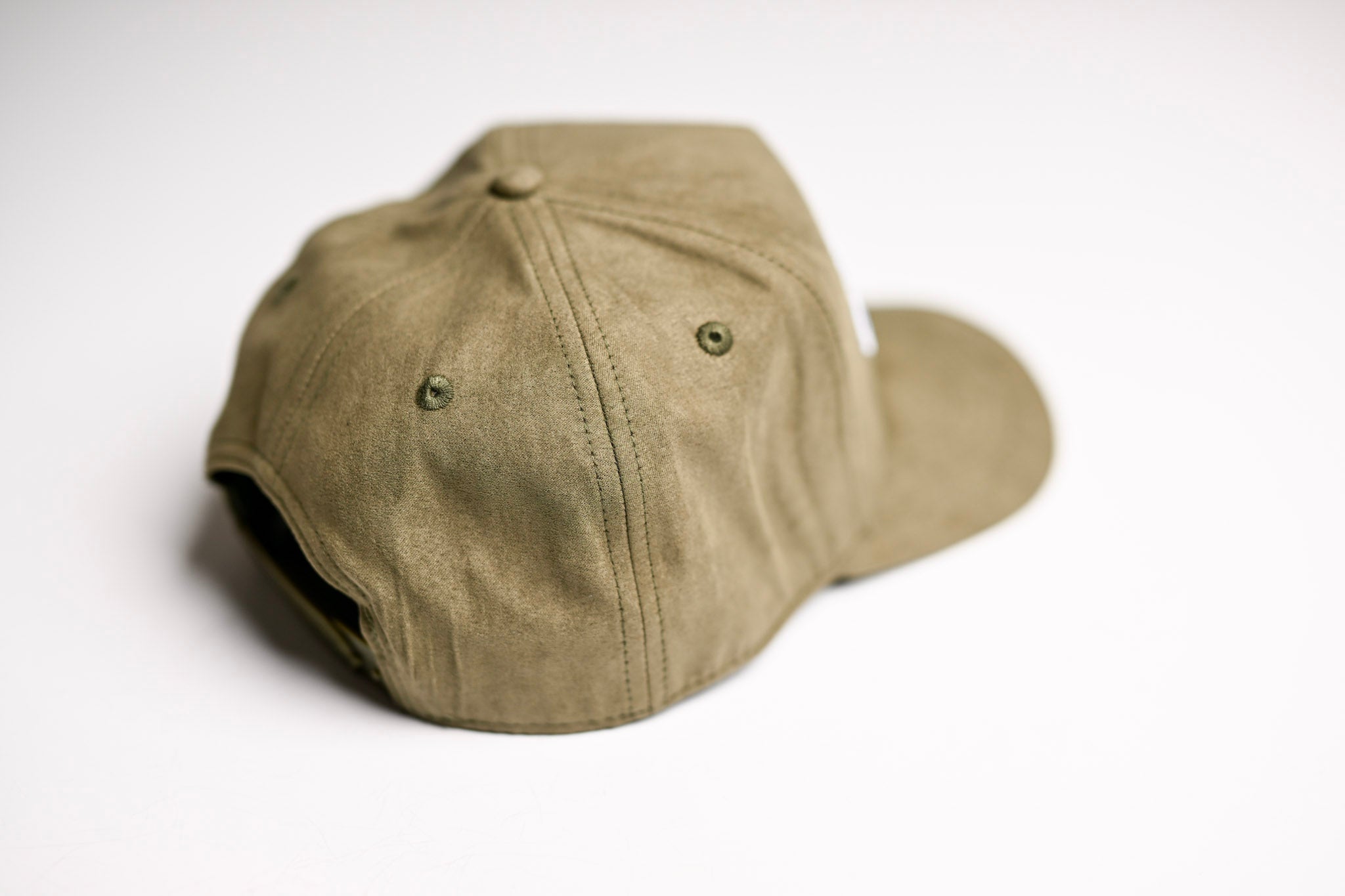 Suede snapback - OLIVE