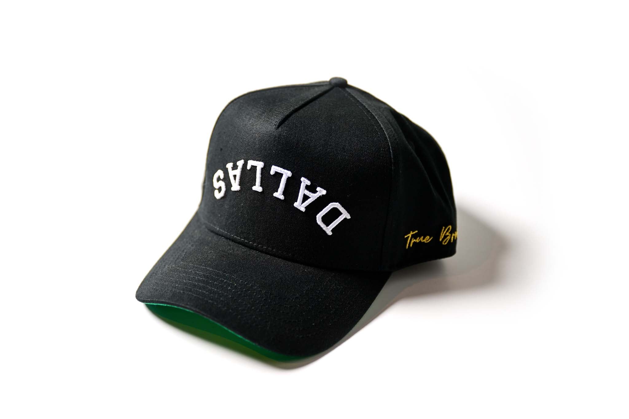 Precurved Dallas snapback - CLASSIC BLACK
