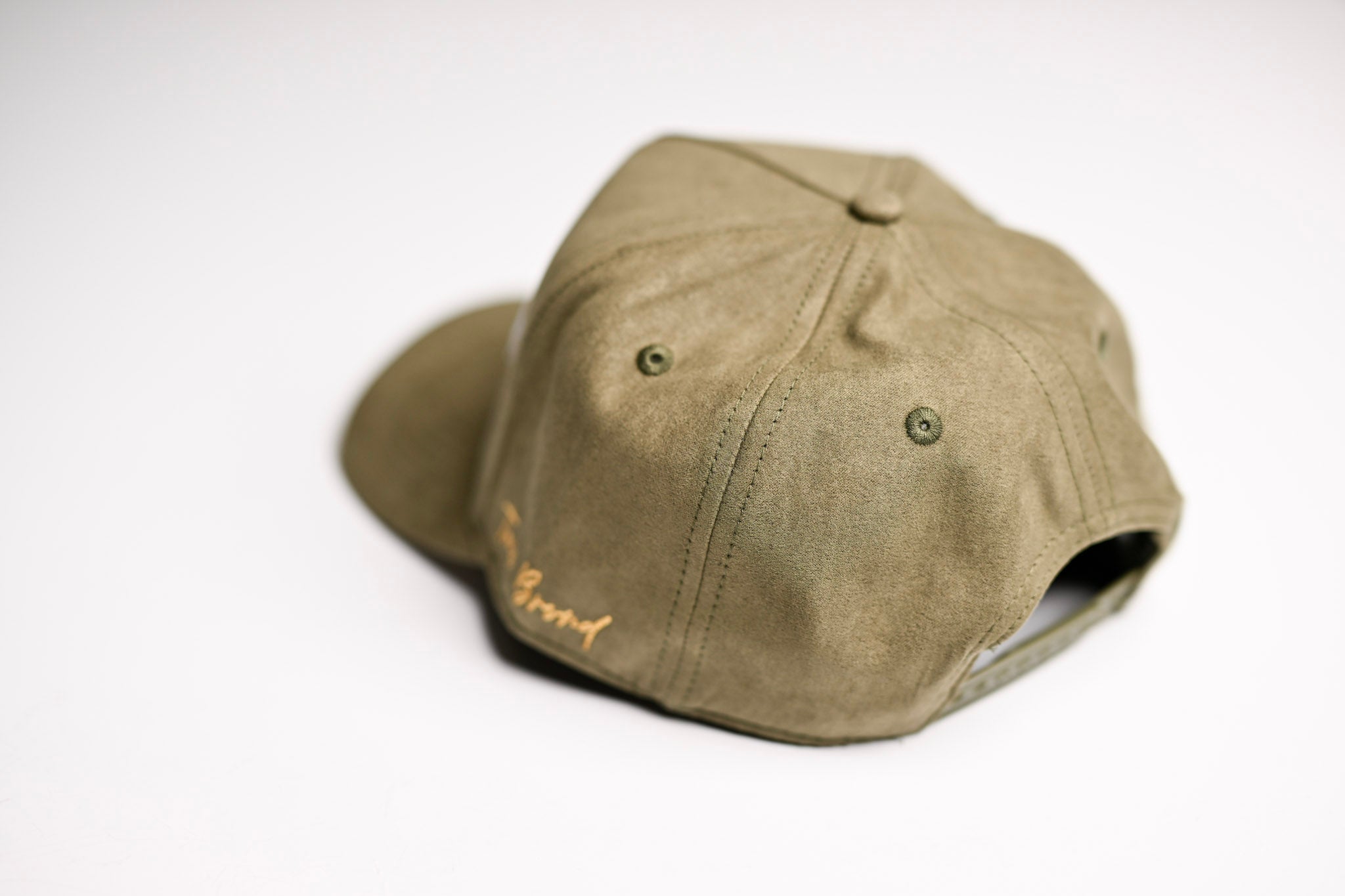 Suede snapback - OLIVE