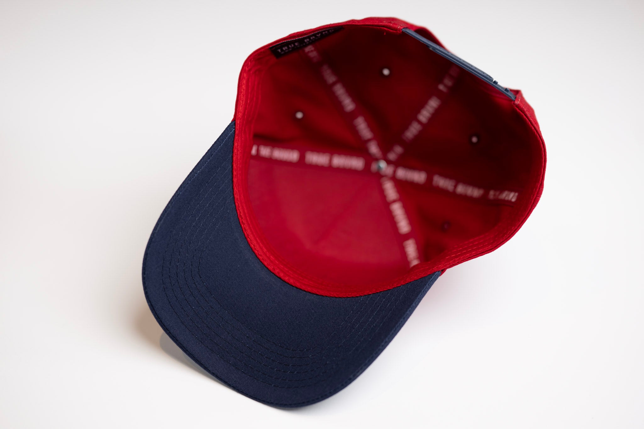 Precurved Dallas snapback - NAVY / RED