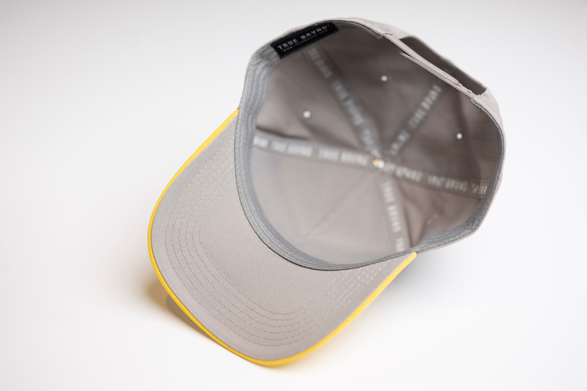 Precurved Dallas snapback - YELLOW / GRAY