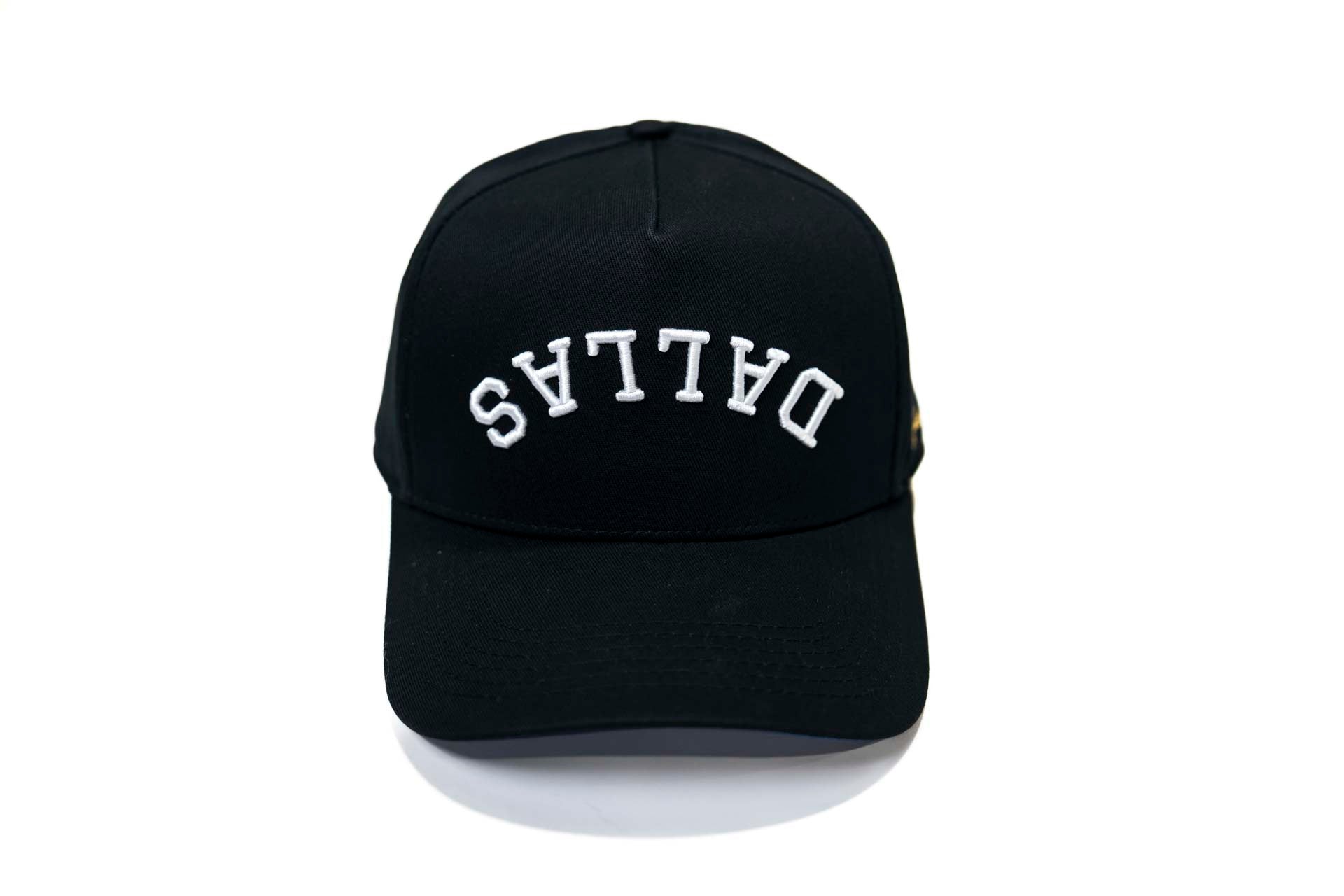 Precurved Dallas snapback - CLASSIC BLACK (Blue Underbrim)