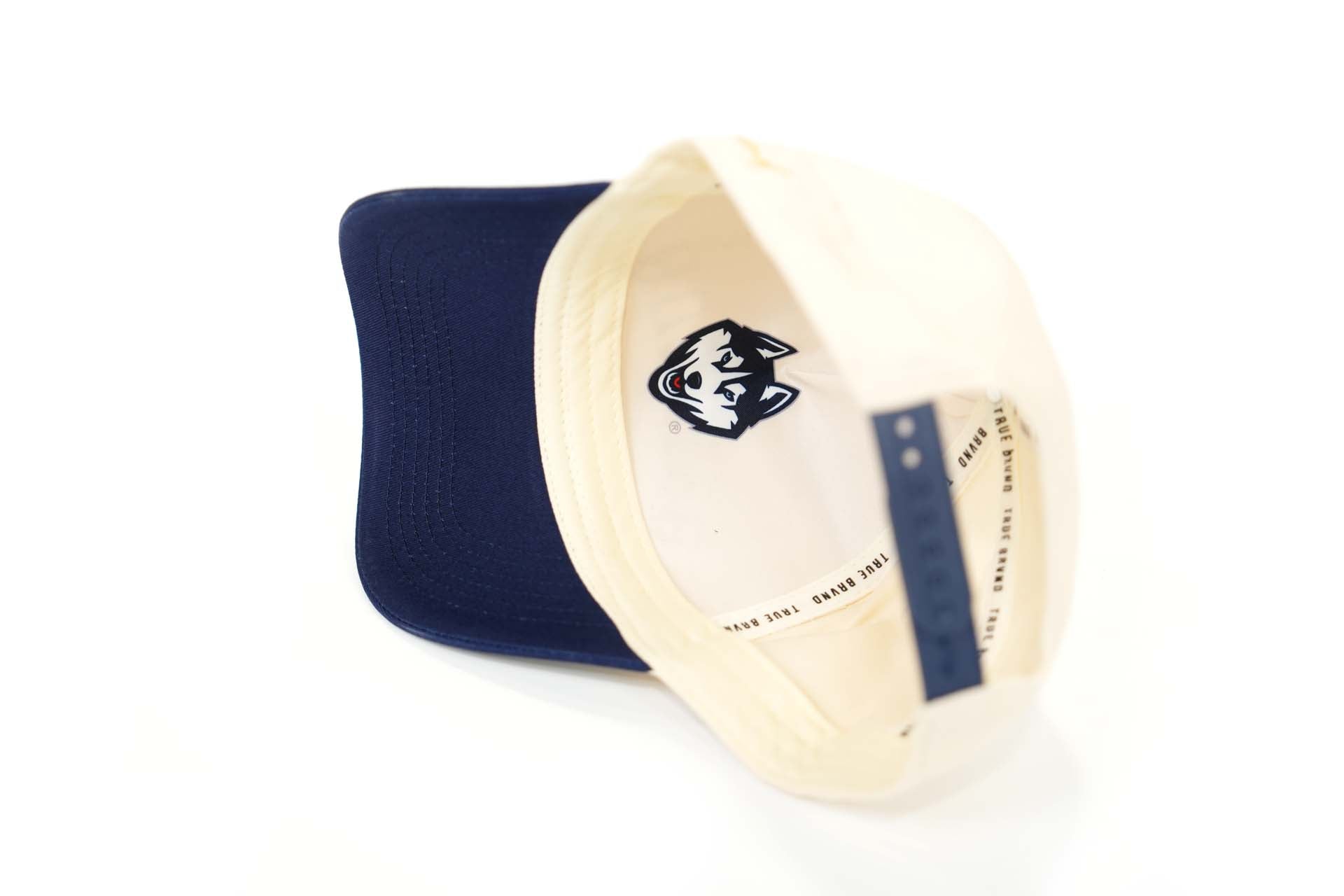 UCONN- NAVY / OFFWHITE (USD Huskies)