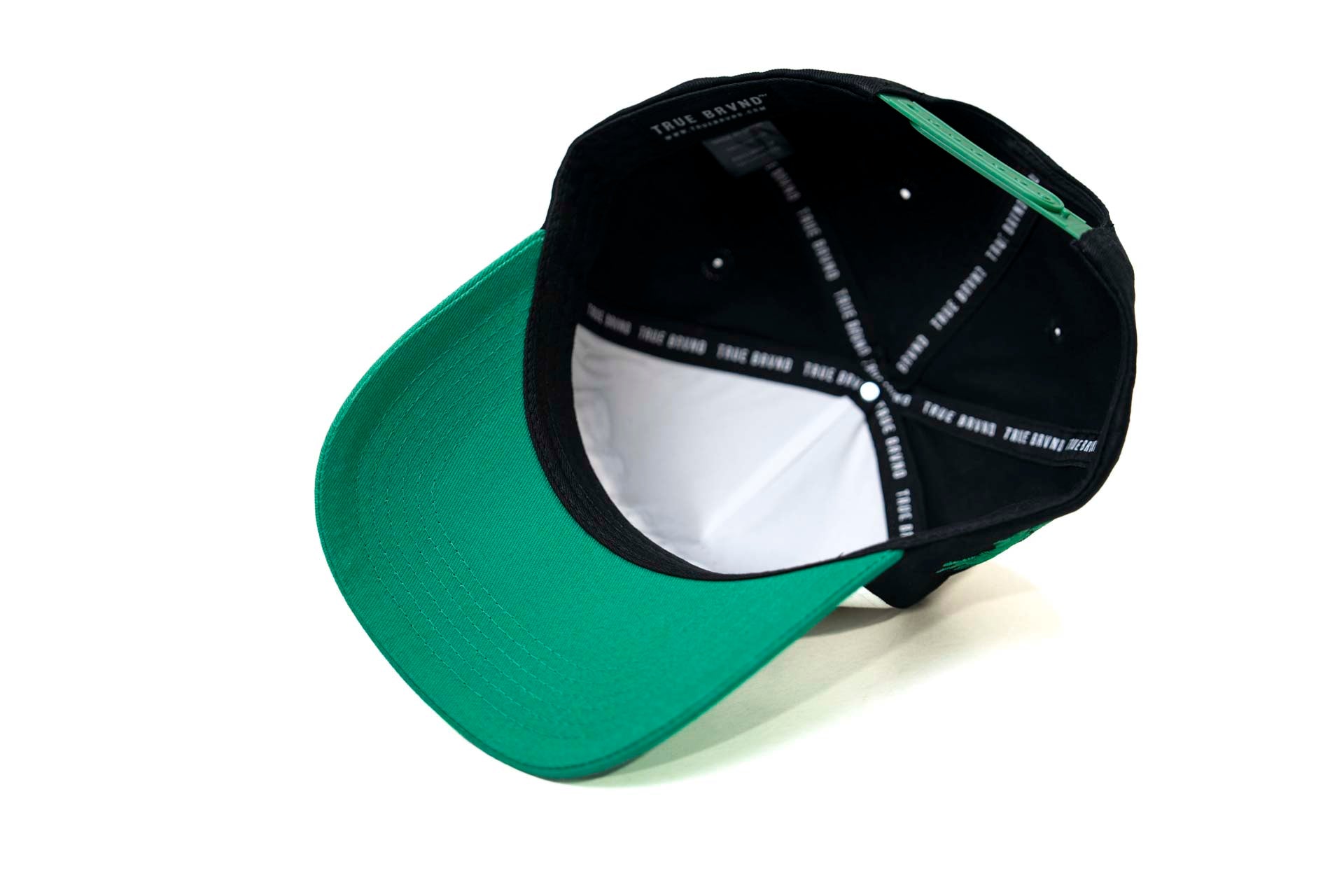 D BLOCK - GREEN / WHITE & BLACK