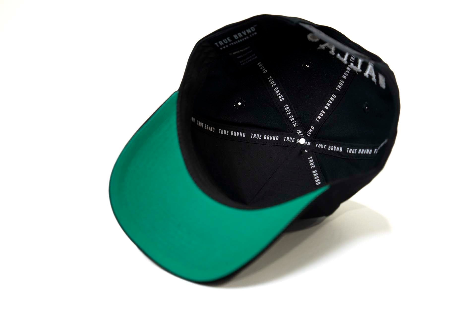 V2 Precurved snap - BLACK / WHITE